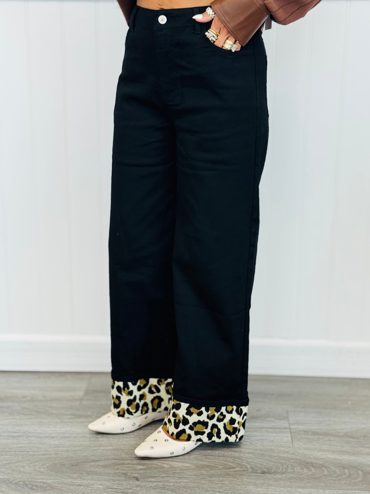 Contrast Leopard Cuffs Pants (Reg.)- 4 Colors