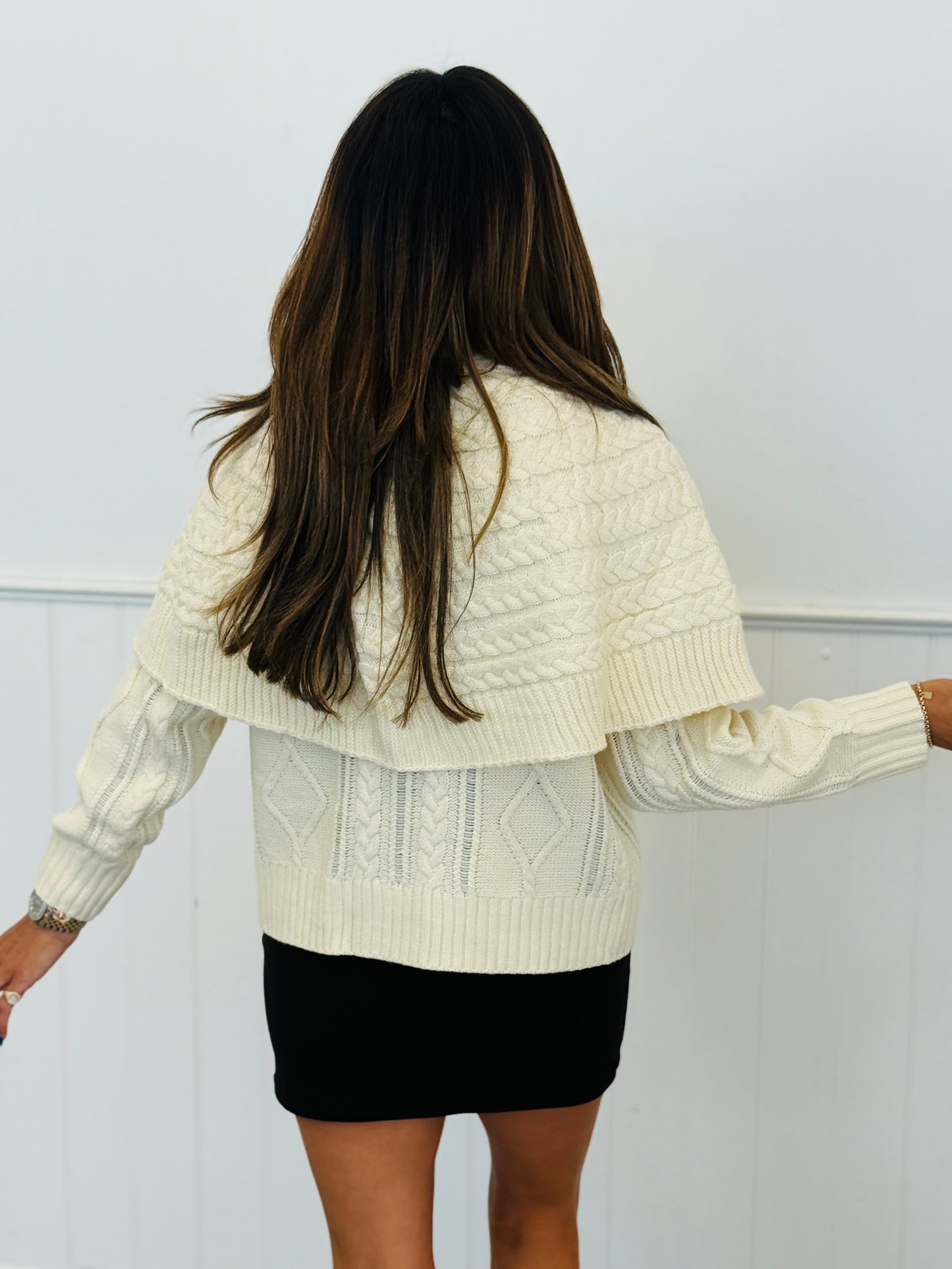 Cream Velvet Bow Front Tie Poncho Cardigan (Reg.)
