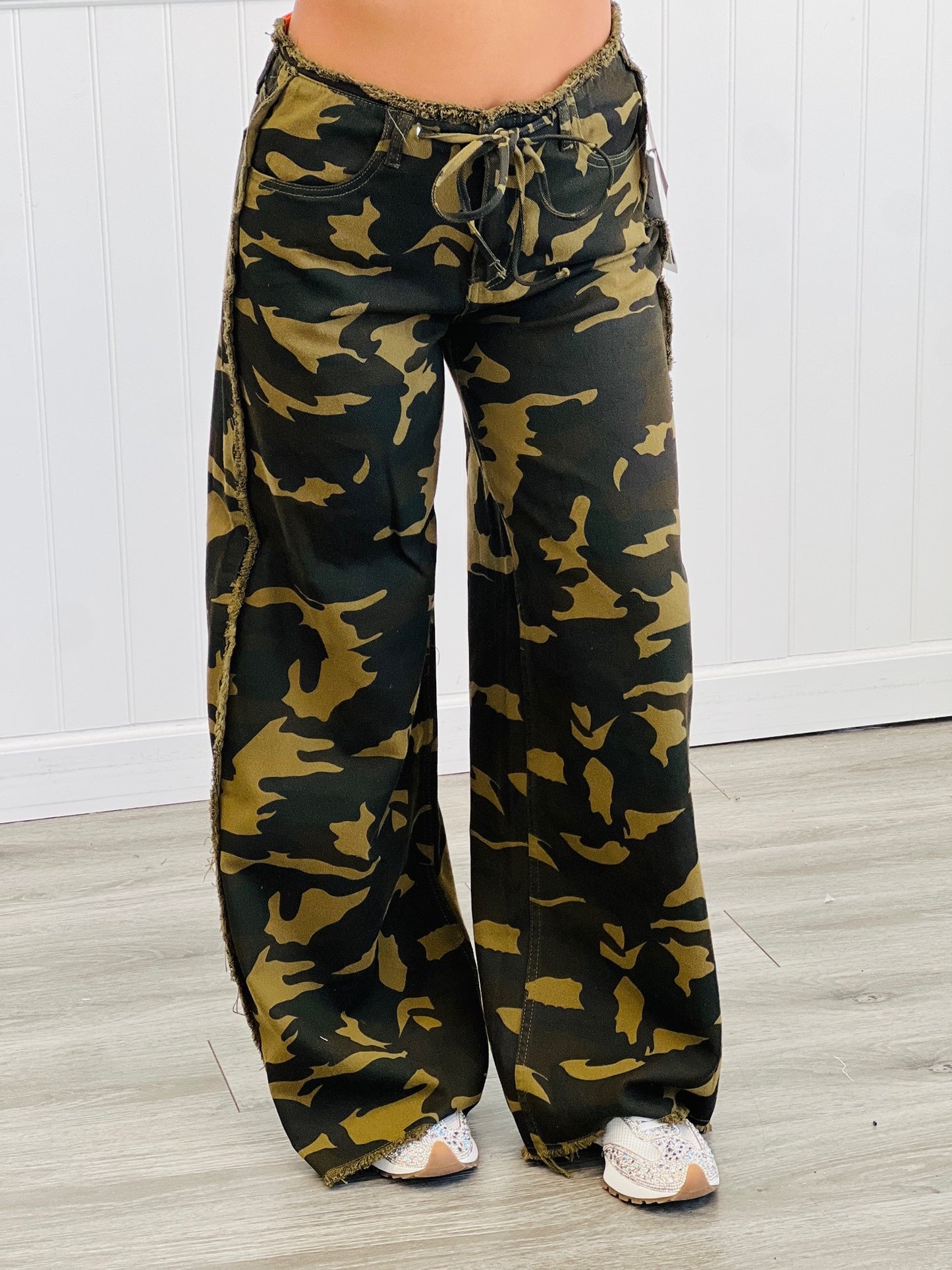 Green Camo Frayed Edge Wide Leg Pants (Reg.)