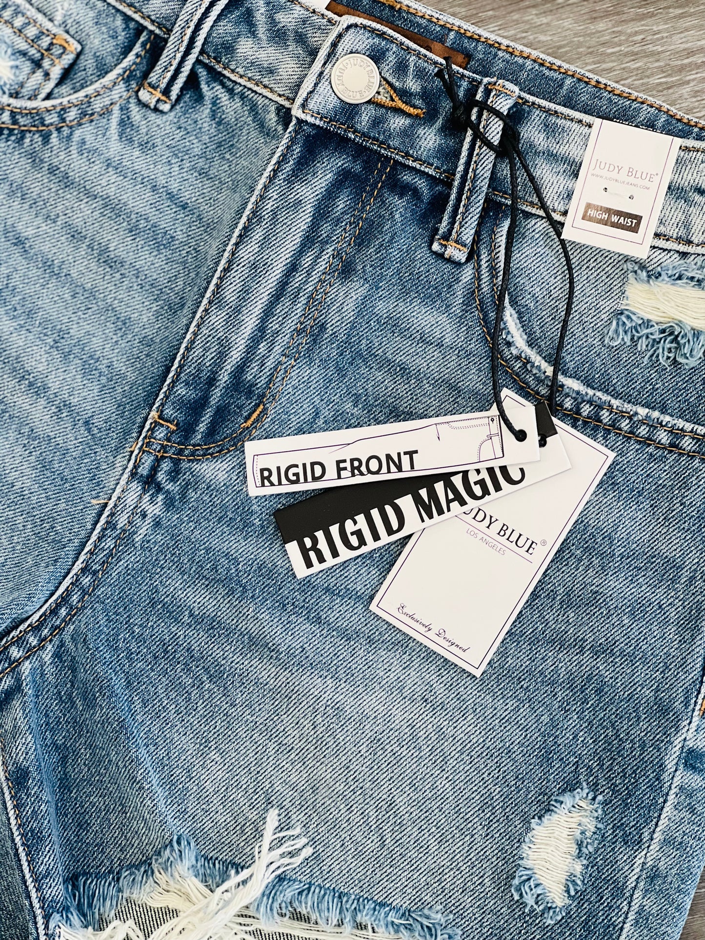 Judy Blue Create Your Own Sunshine Rigid Magic Shorts (Reg. and Plus)