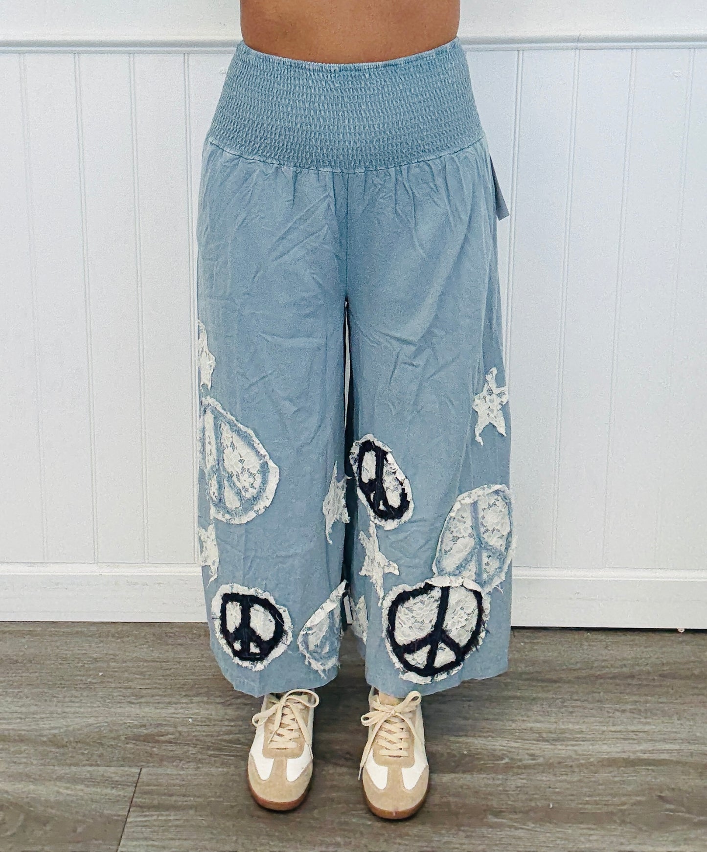 Oli & Hali Peace & Star Patch Pants (Reg.)-2 Colors