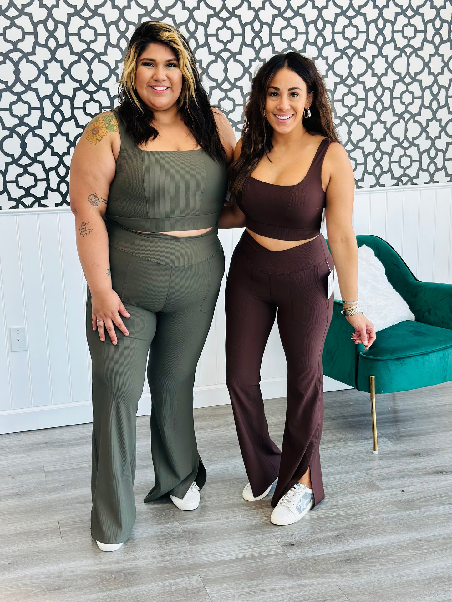 Square Neck Sports Bra (Reg & Plus) - 4 Colors