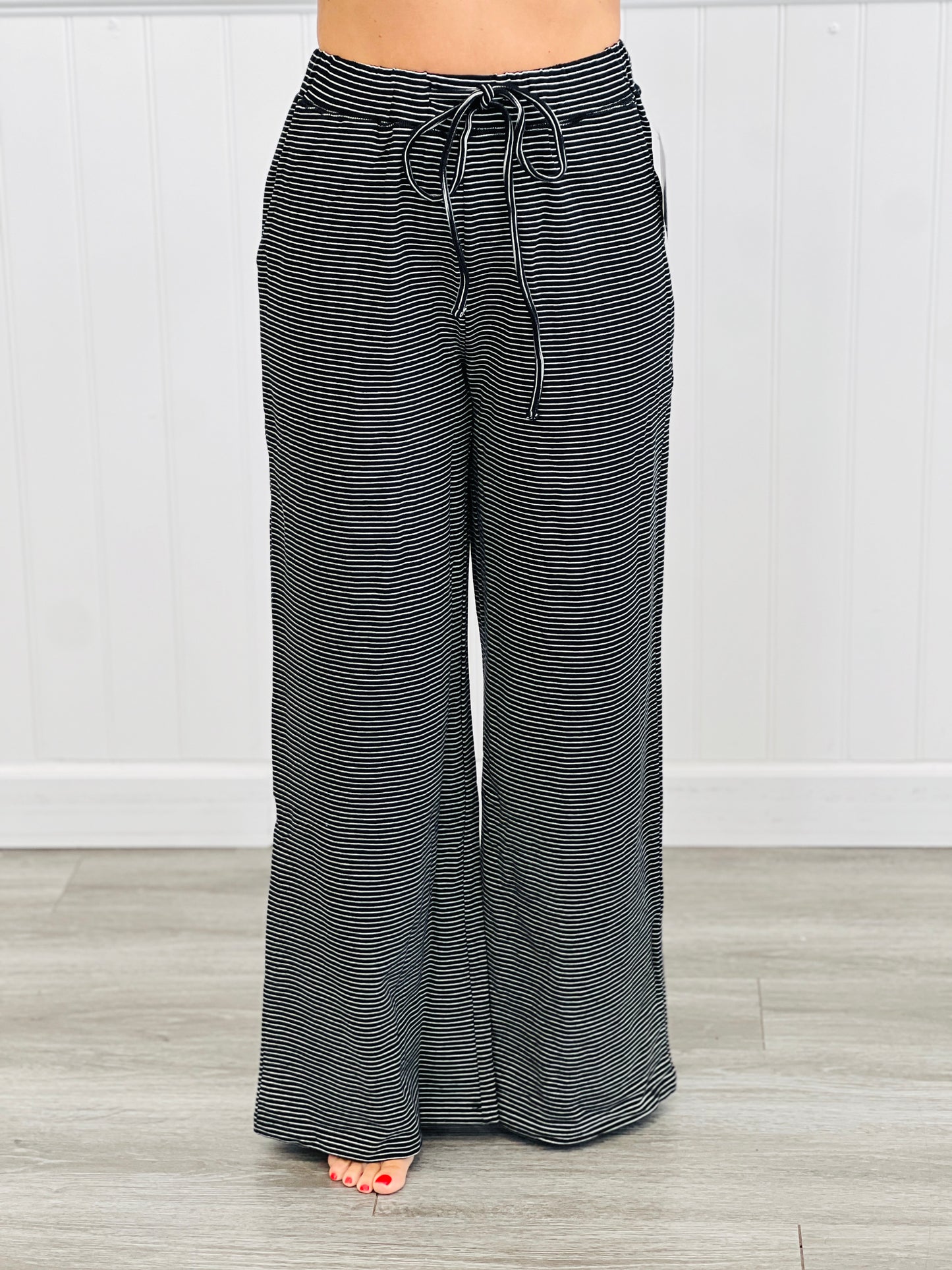 Black Stripe Strapless Top & Pant Set (Reg.)