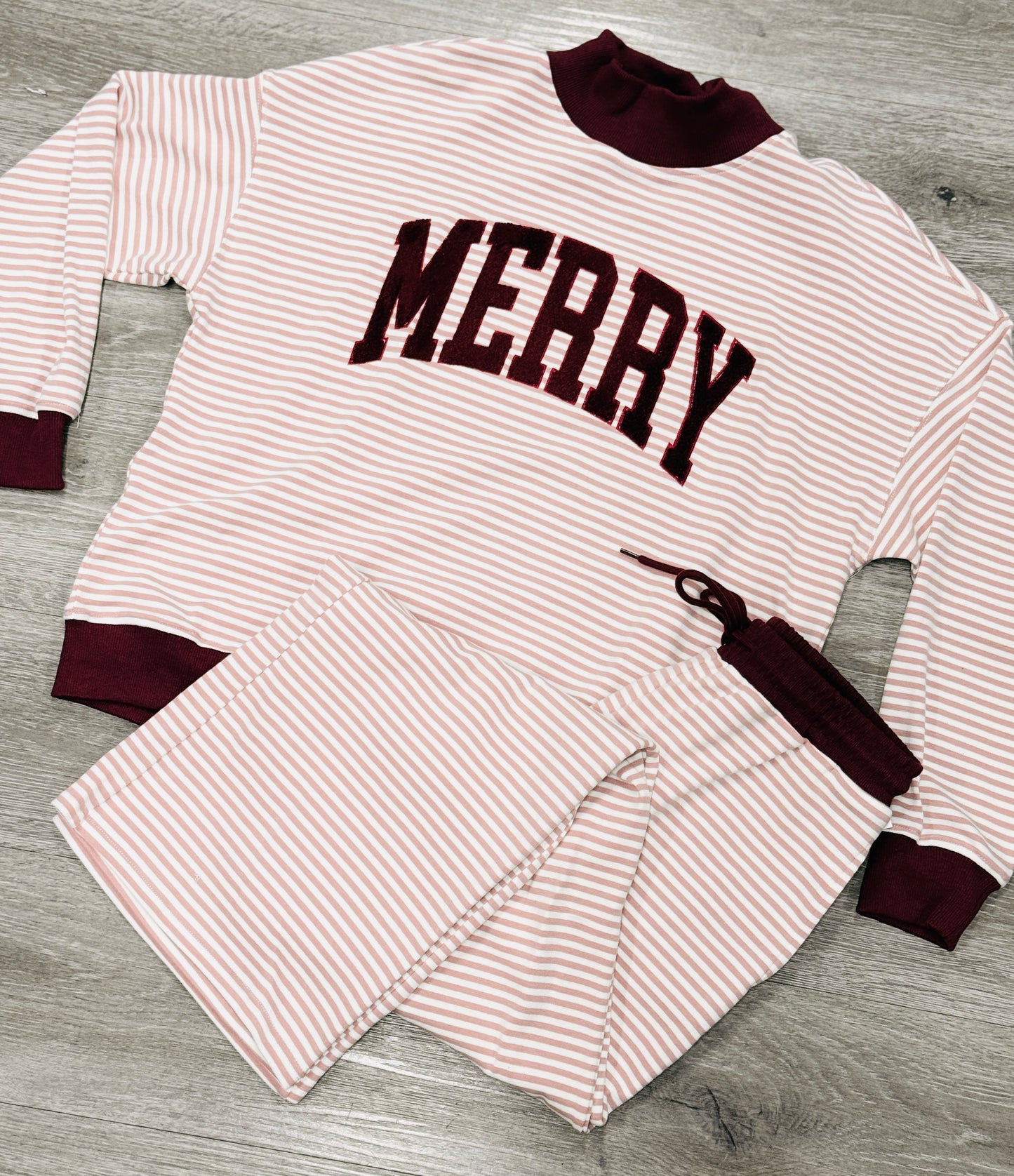 Dusty Pink Striped Merry Sweatshirt (Reg.)