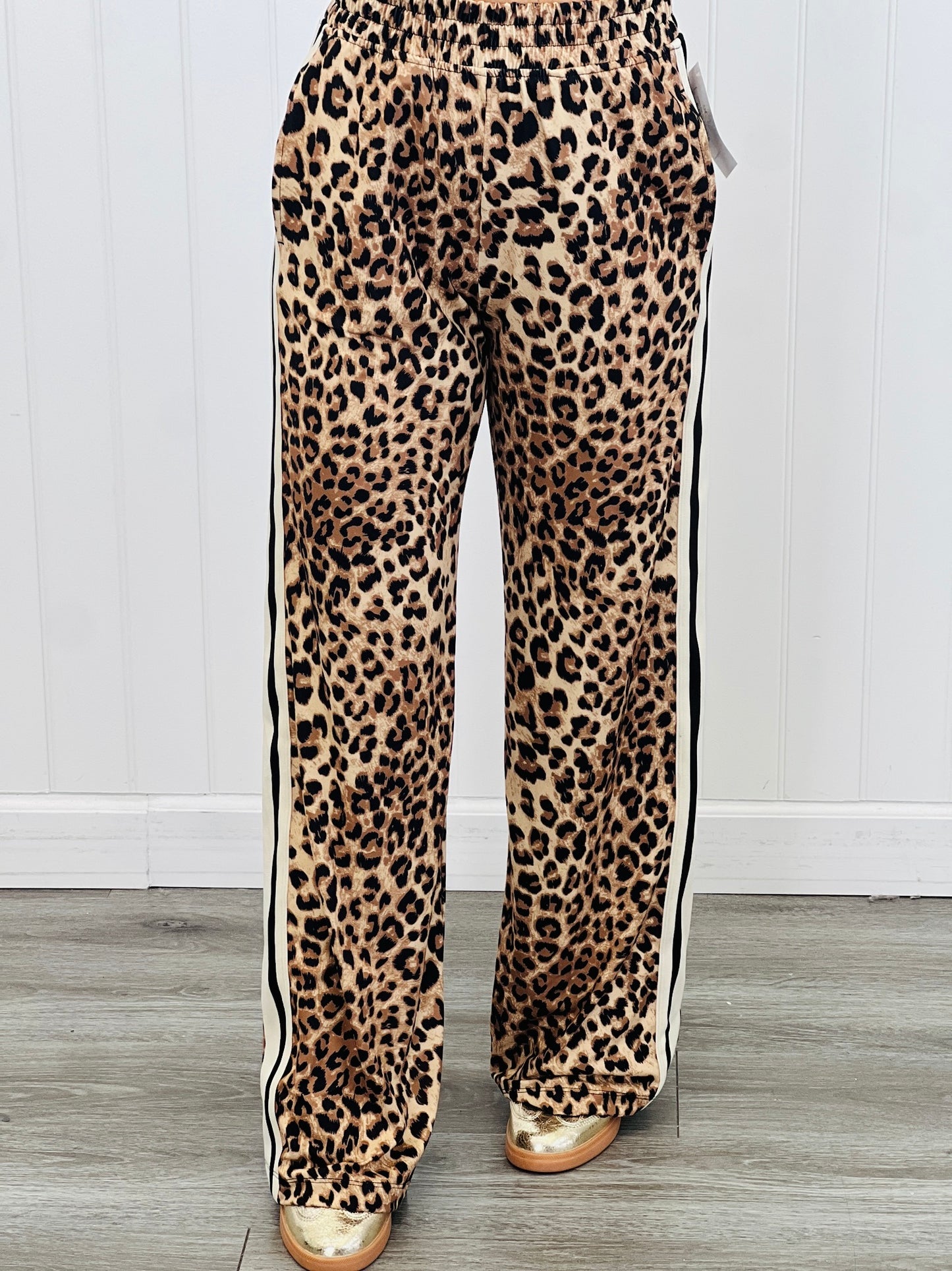 Leopard Print Side Stripe Pants (Reg.)