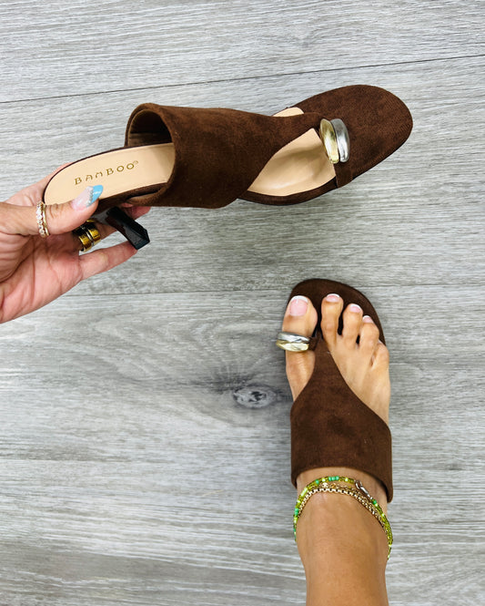 Brown Chic Suede Toe Ring Heels