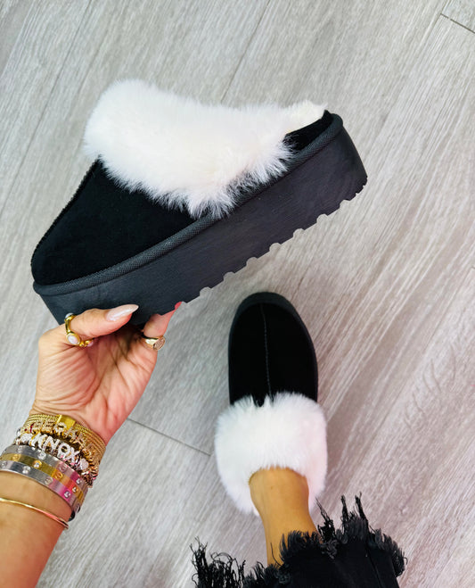 Black Keep Me Cozy Flats