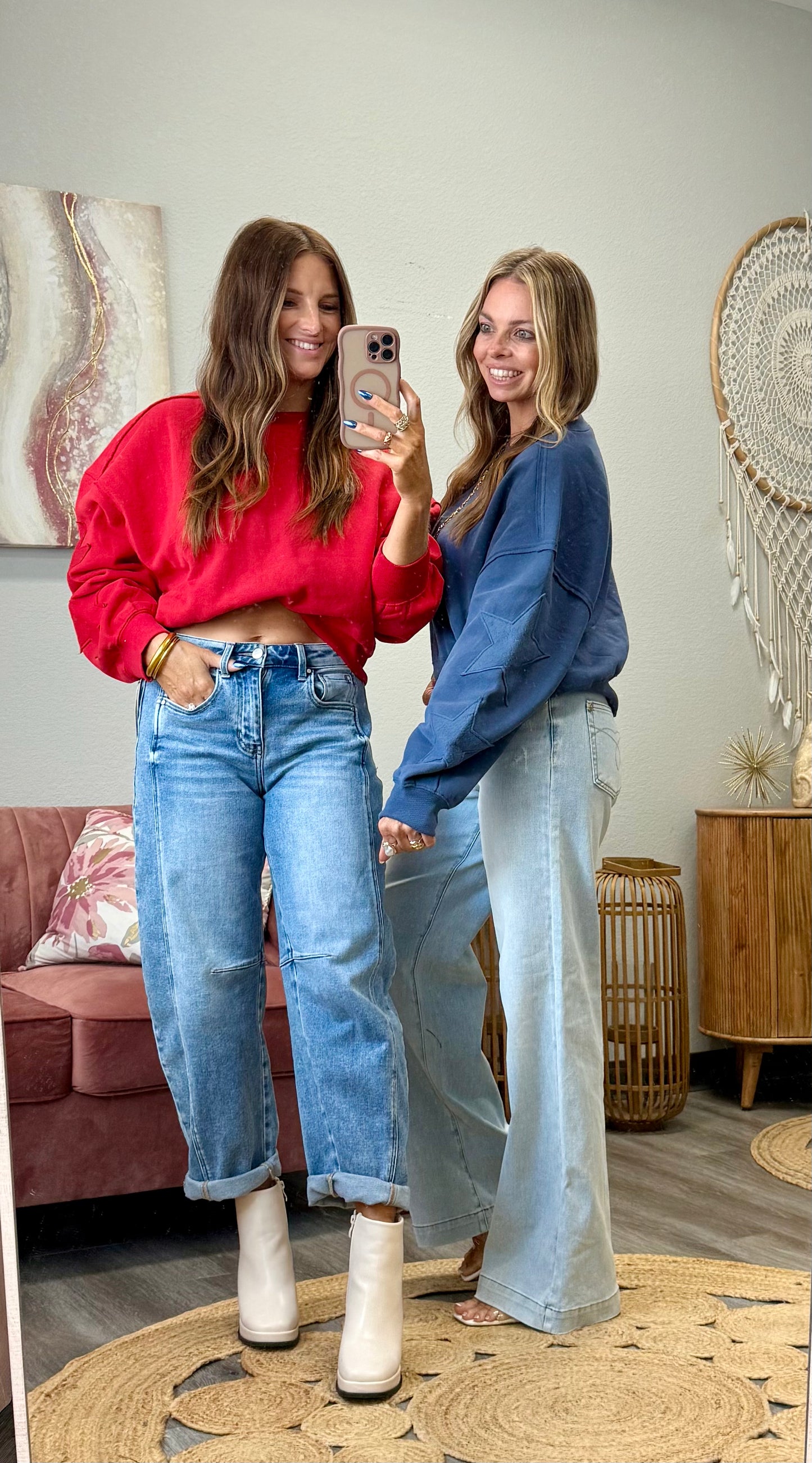 Star Patch Oversized Sweatshirt (Reg.)-2 Colors