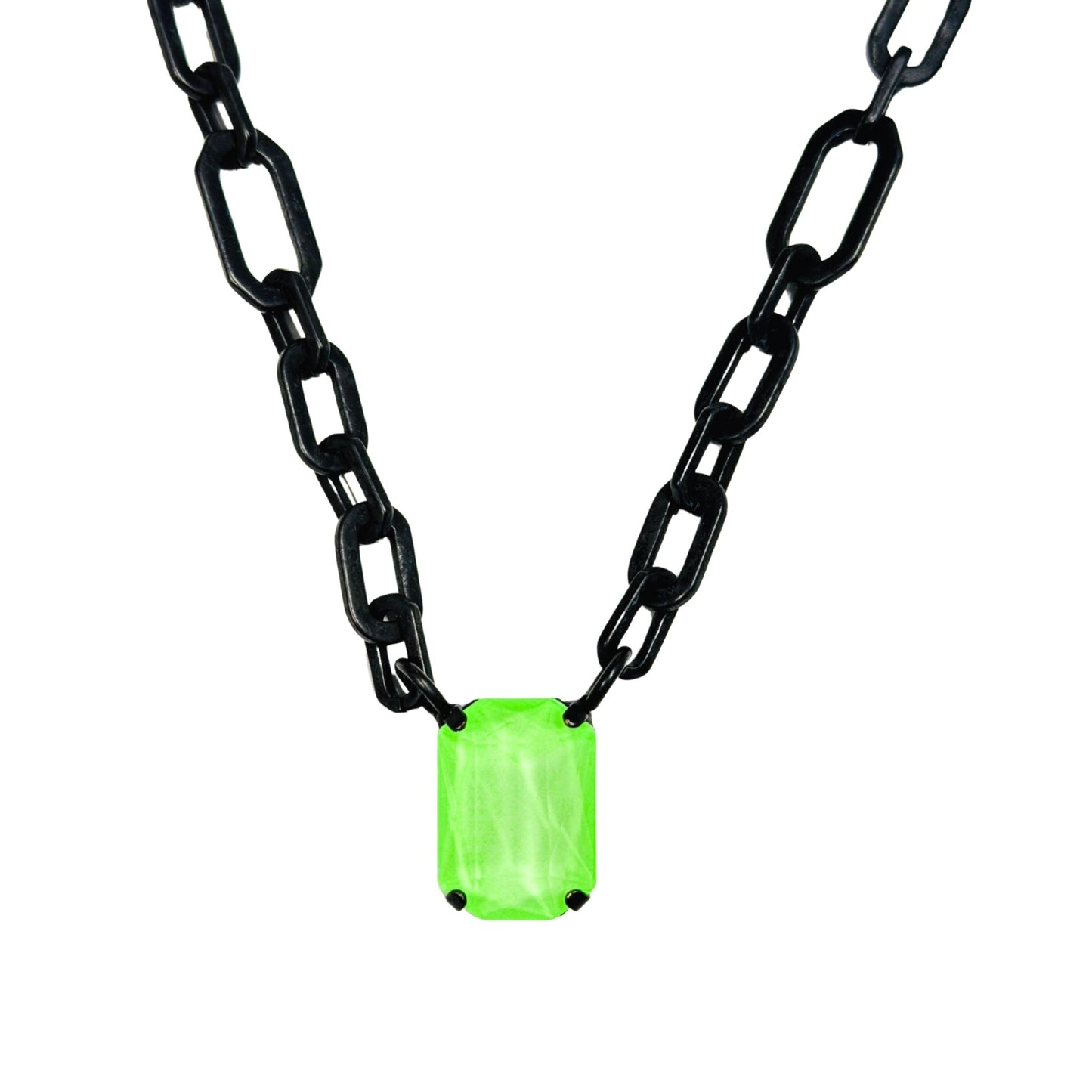 TOVA - The Dereka Necklace in Smutt Electric Green