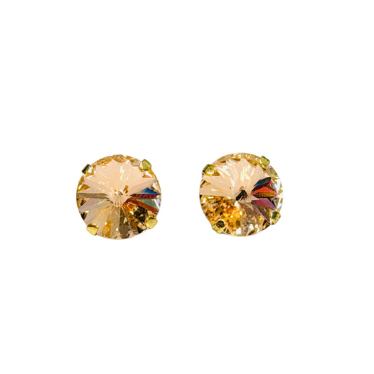 TOVA - The Basics Studs in Light Peach Champagne