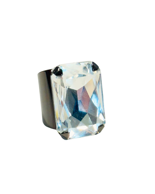 TOVA - Mini Soleil Ring in Gunmetal Clear