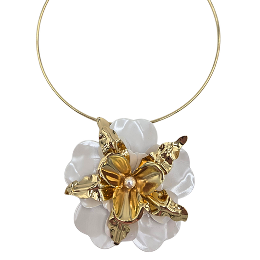 White & Gold Flower Collar Necklace