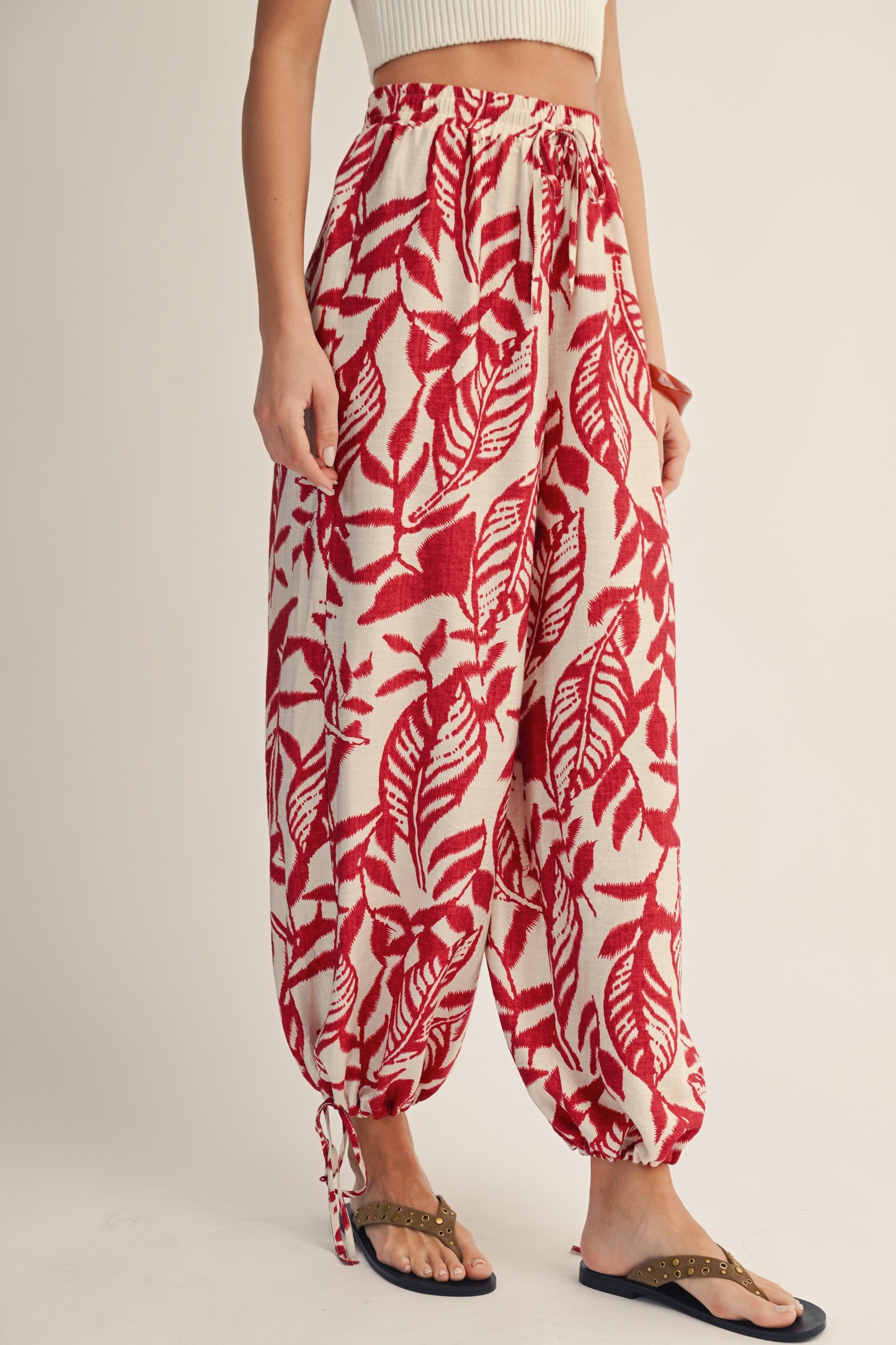 Island Tropic Leaf Balloon Pants (Reg.)