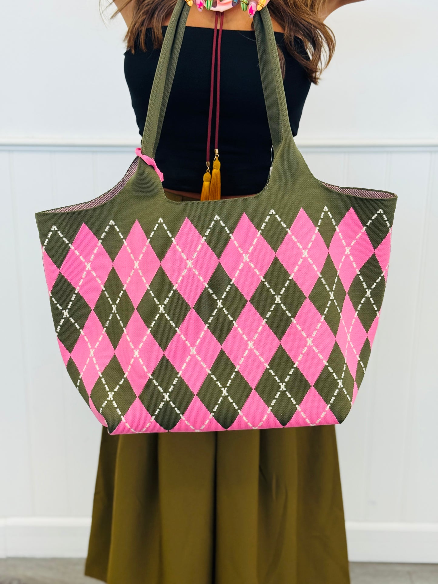 Robbie Argyle Tote in Pink