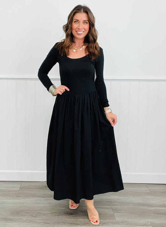 Black Long Sleeve Midi Dress (Reg)