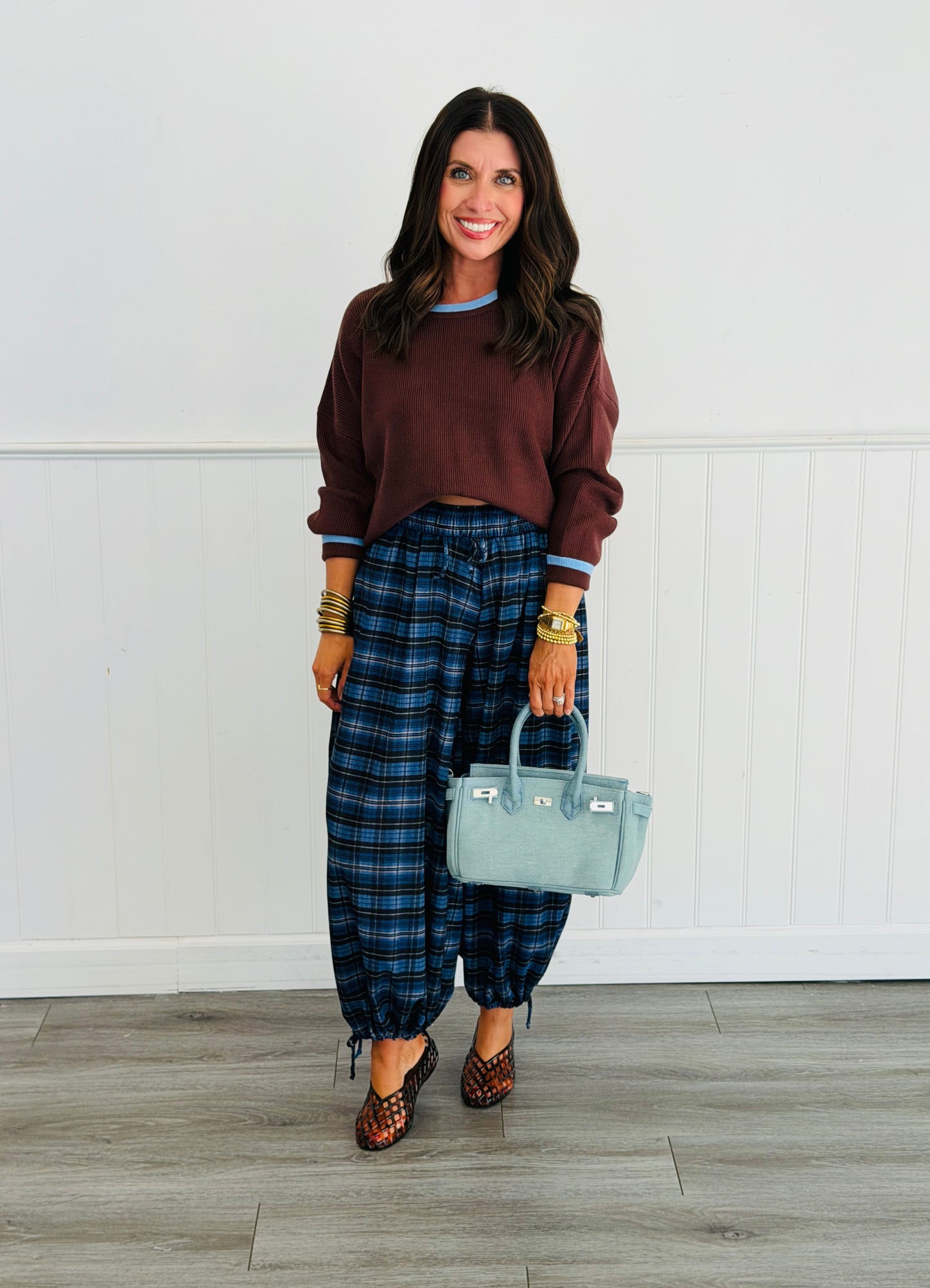 Contrast Trim Scalloped Hem Sweater Top (Reg & Plus) - 2 Colors