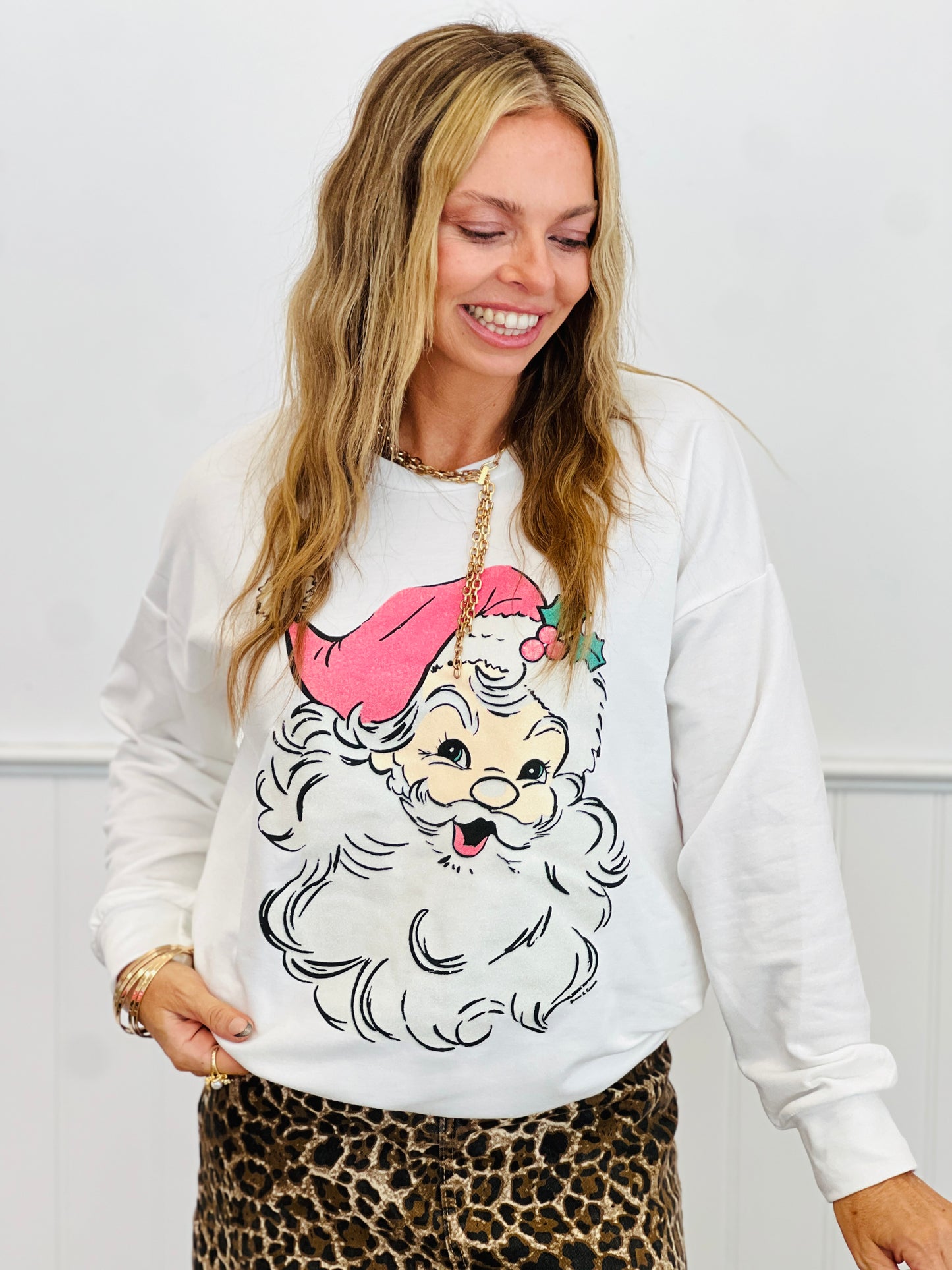 Vintage Glitter Santa Sweatshirt (Reg. and Plus)