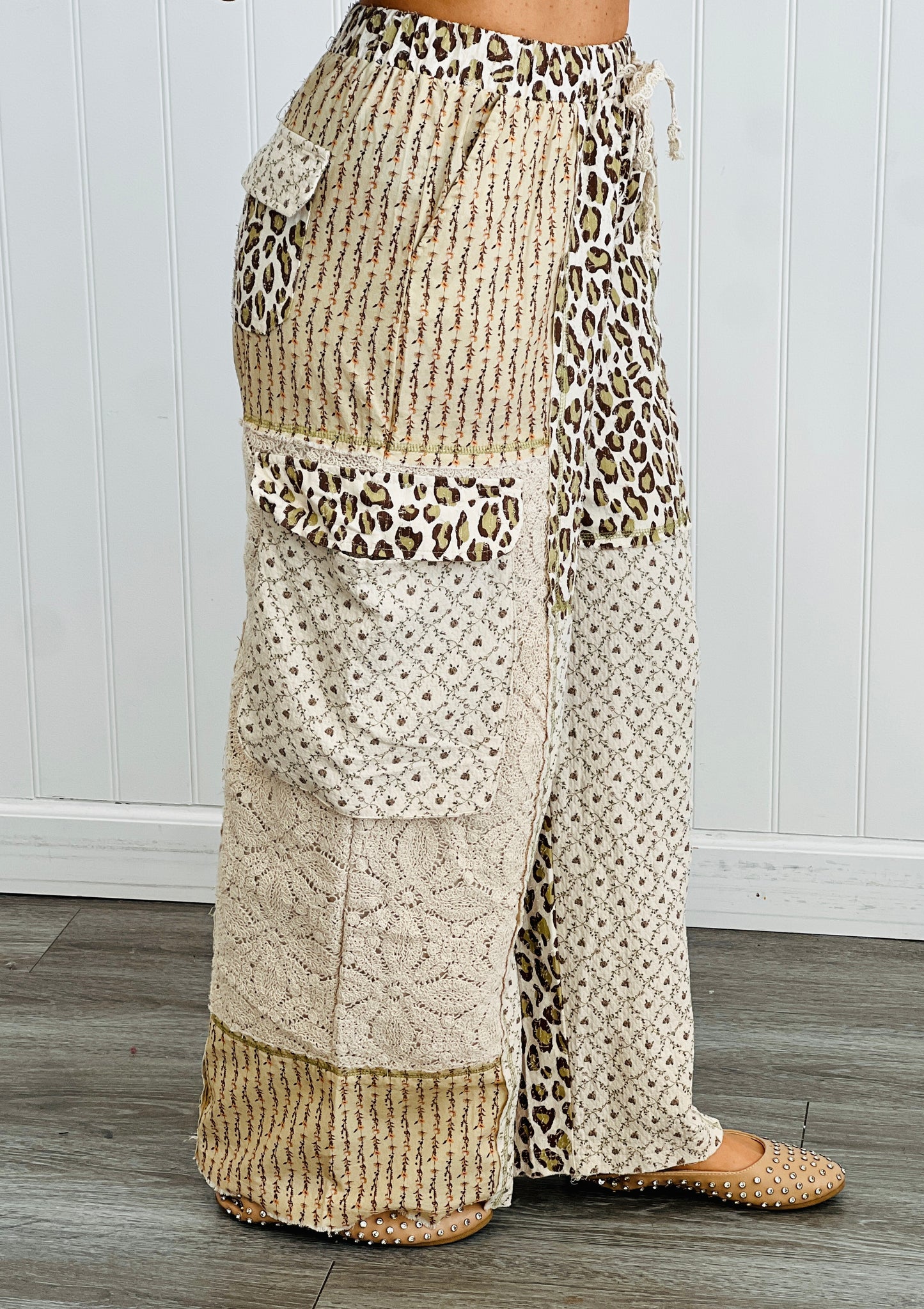 POL Cream Multi Mixed Prints Cargo Pants (Reg.)