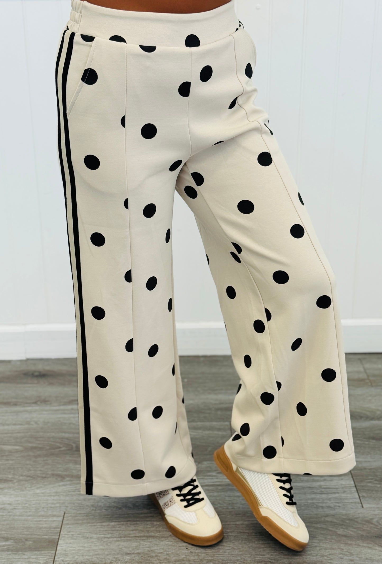 Oatmeal Polka Dot Side Striped Pants (Reg.)