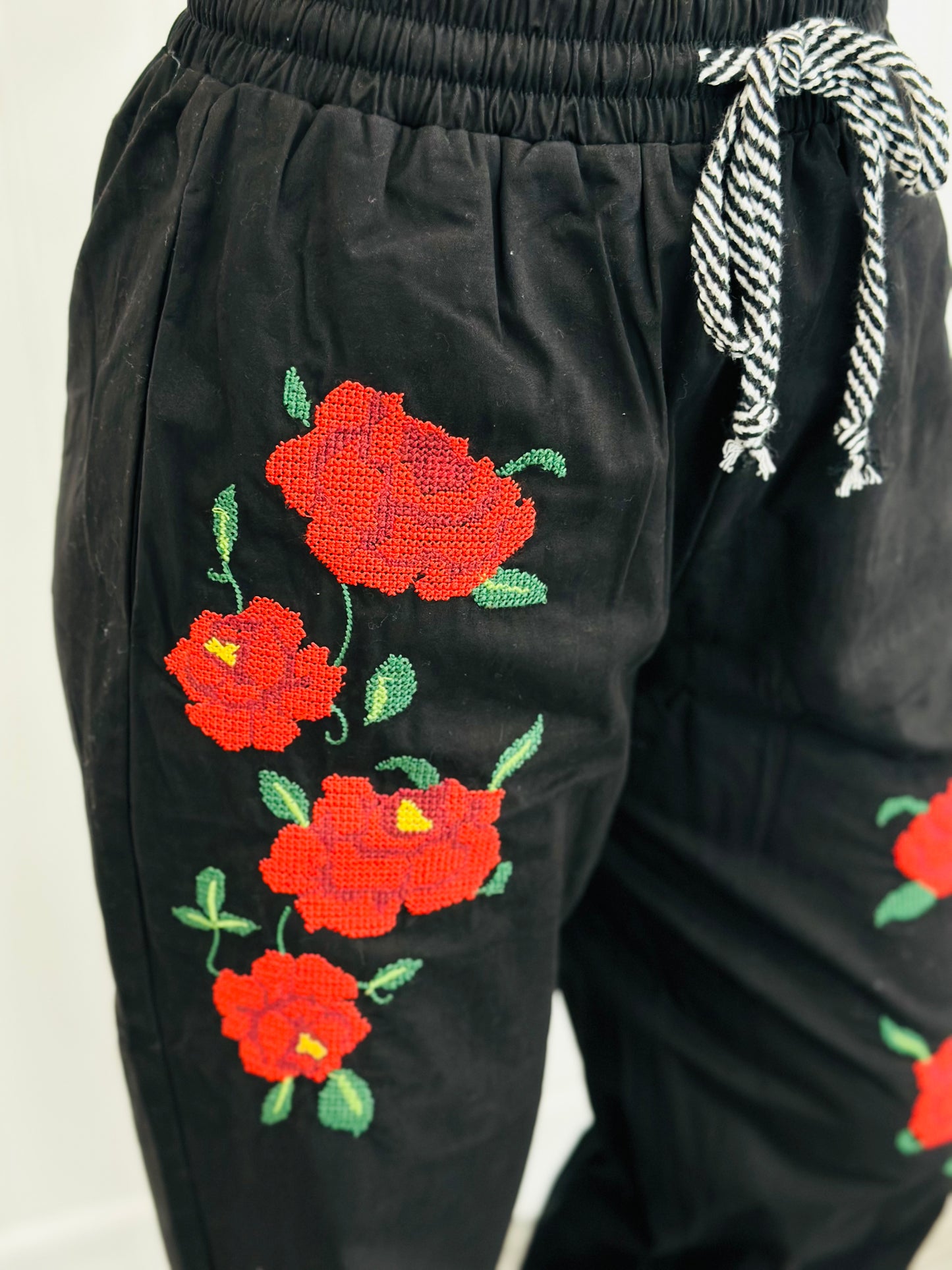 Embroidered Roses Jogger Pants (Reg & Plus)-2 Colors