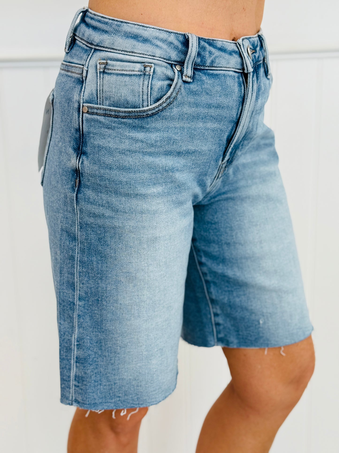 Risen Medium Seaside Chic Shorts (Reg. and Plus)