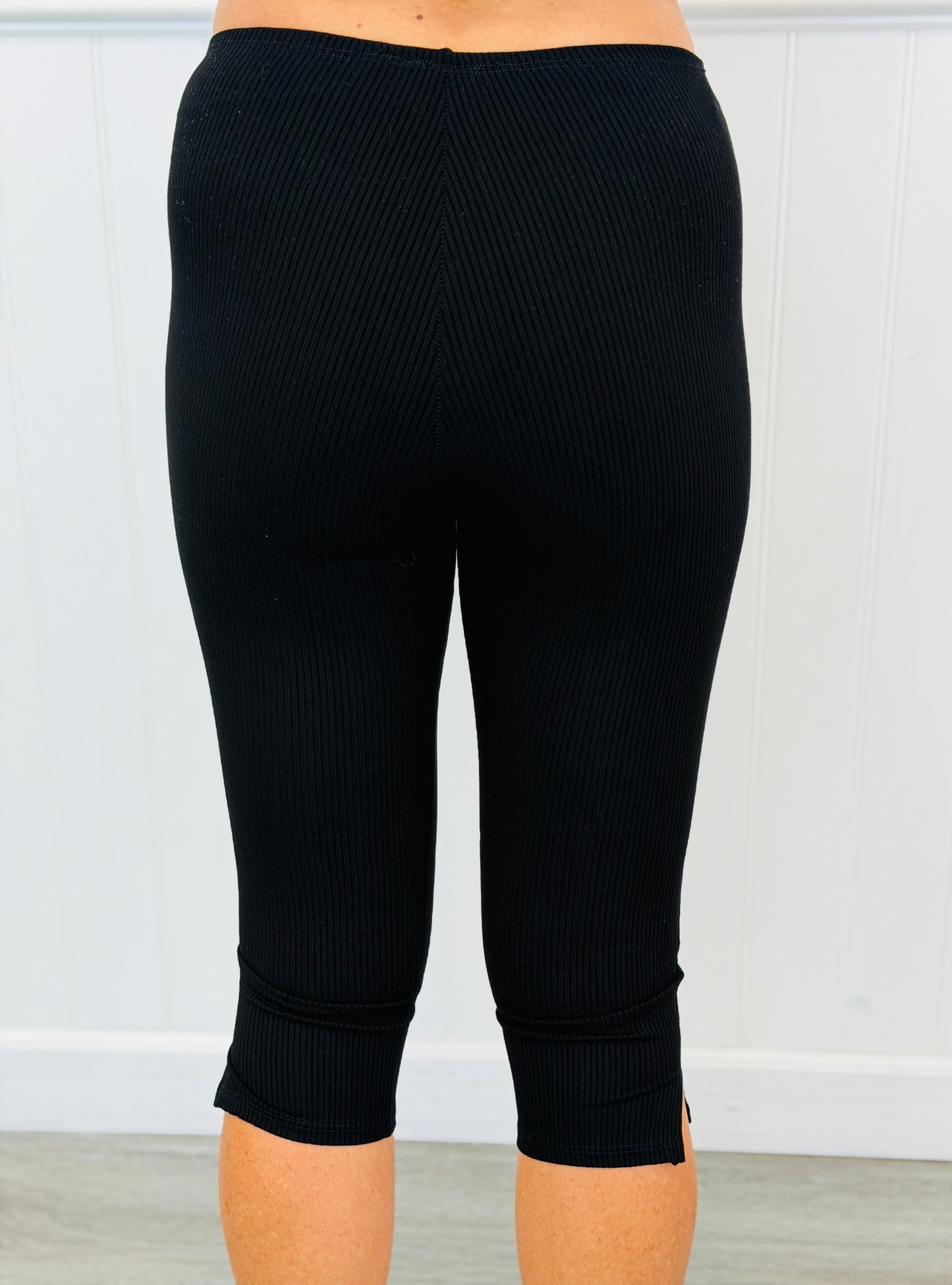 Black Ribbed Tank Top & Capri Pants Set (Reg.)