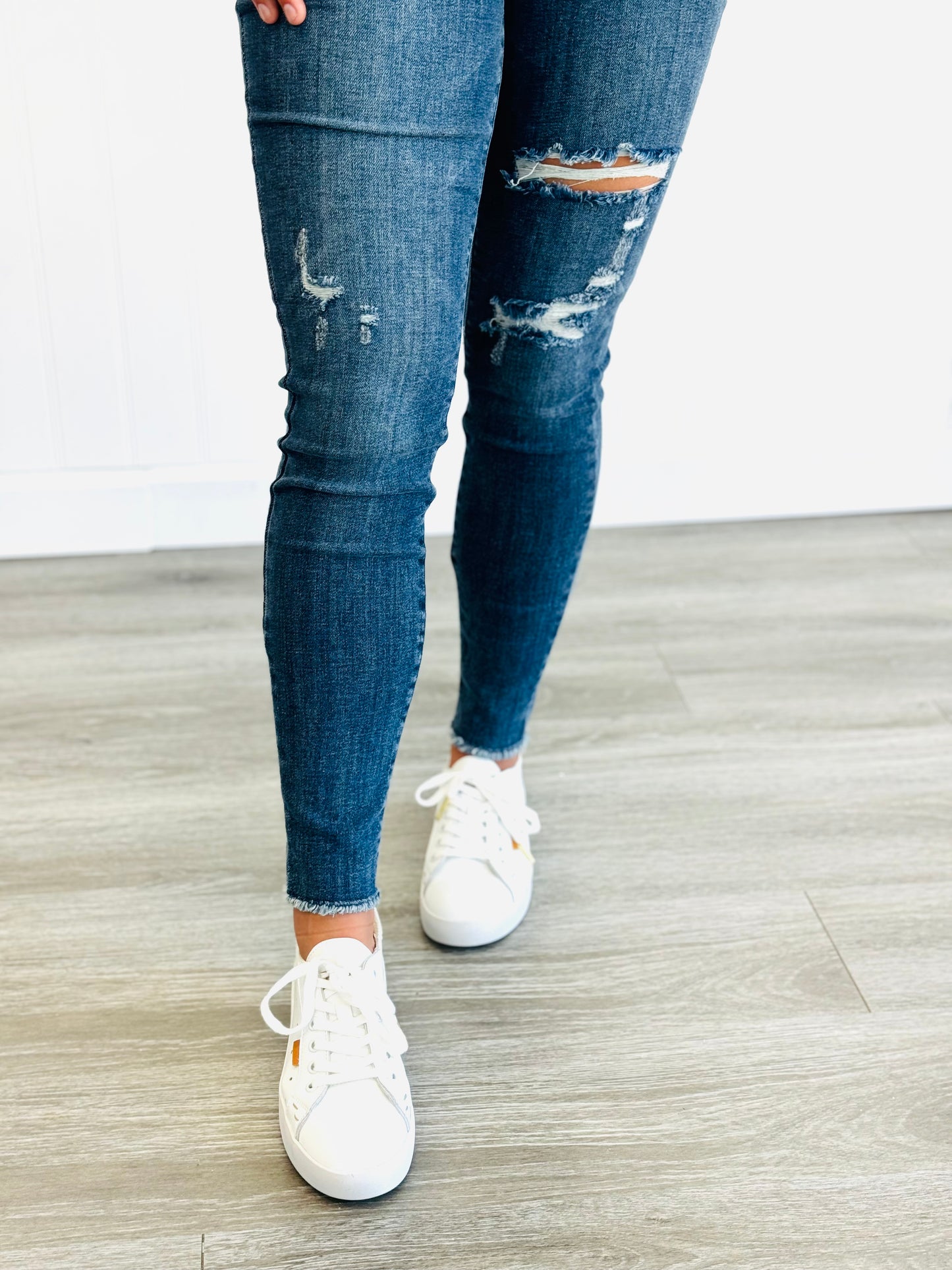 Judy Blue The Best Is Yet To Come Skinny Jeans (Reg. & Plus)