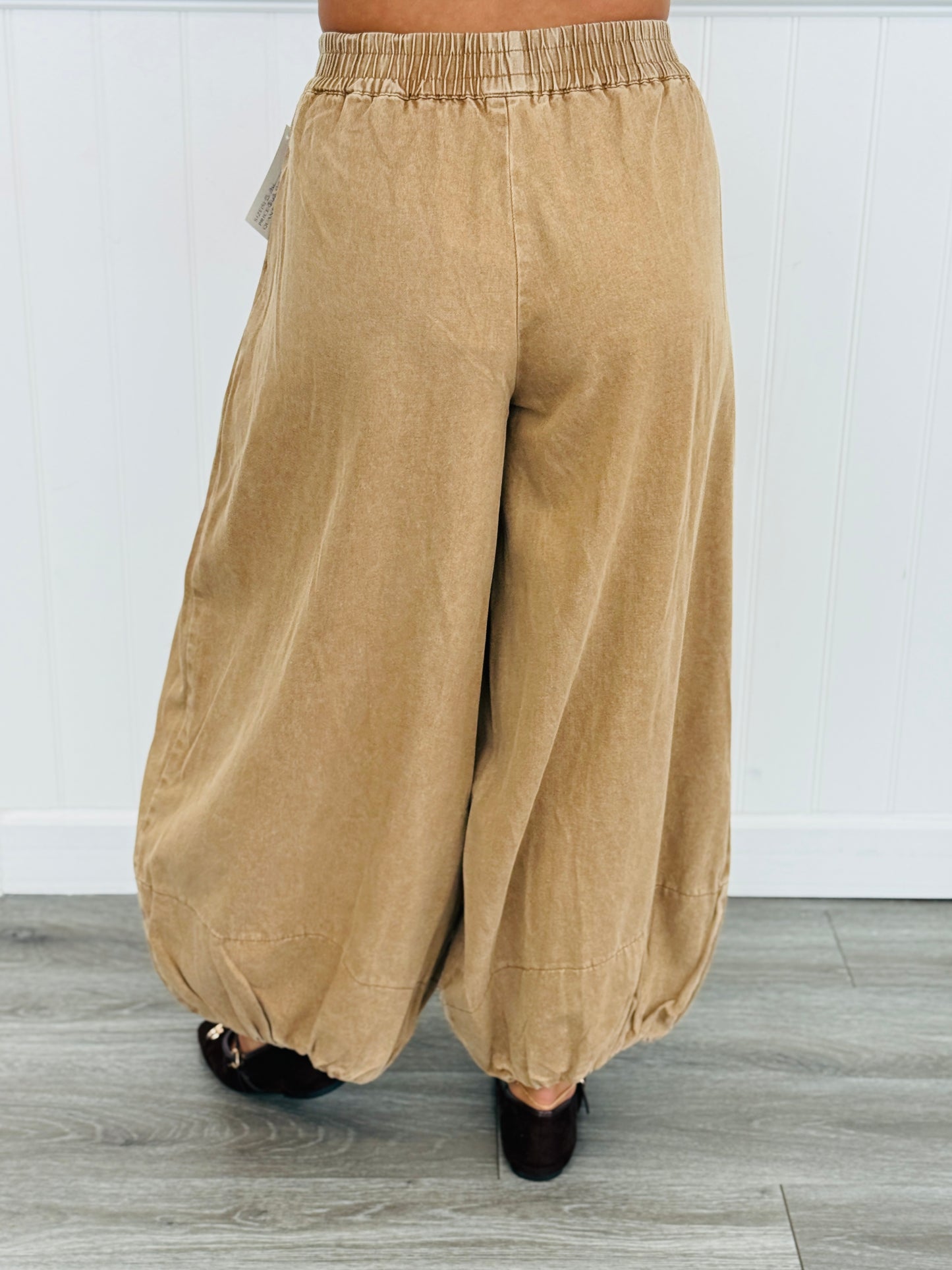 Mocha Mousse Pleated Balloon Pants (Reg & Plus)