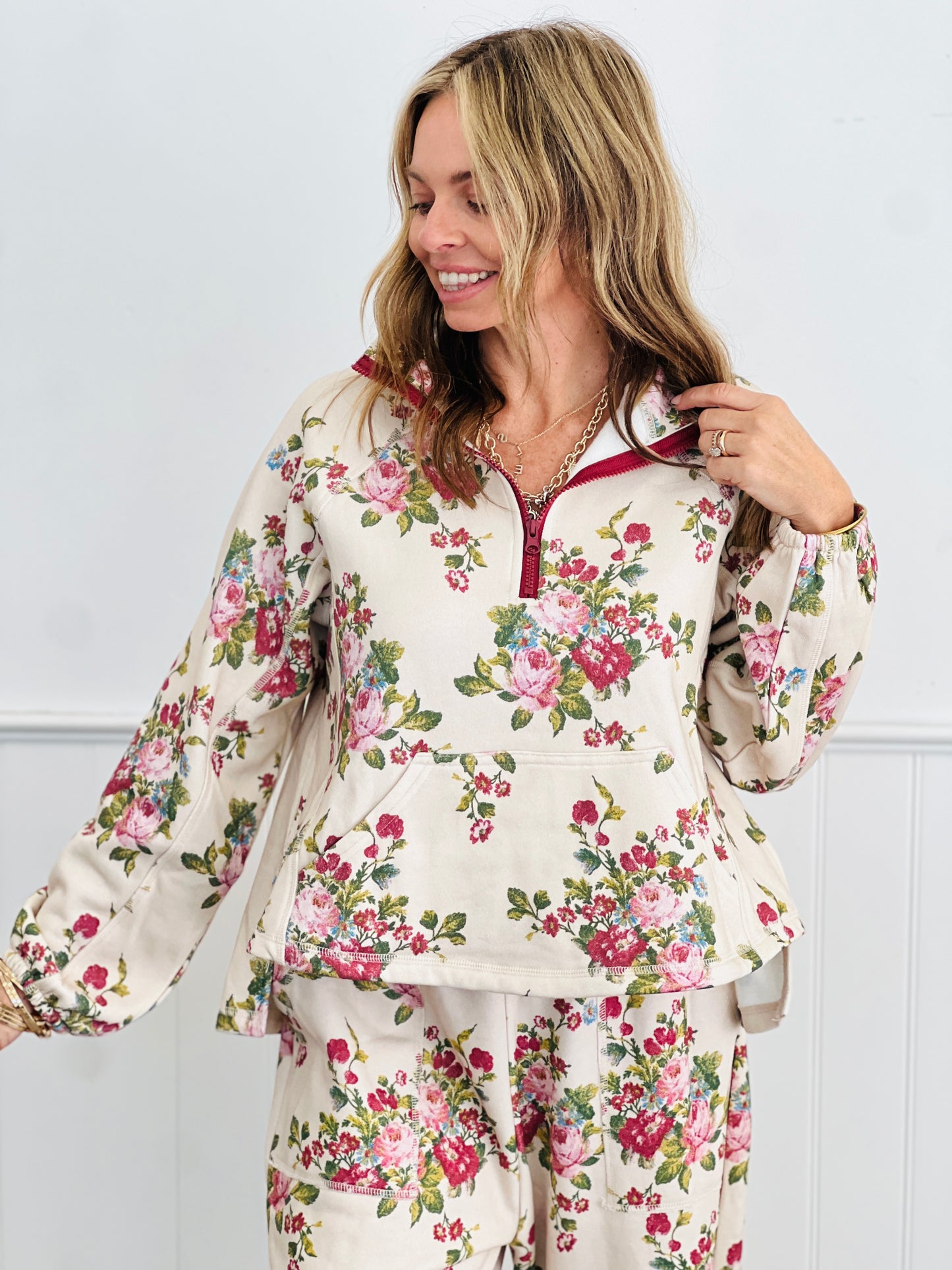 Ivory Floral Top & Jogger Pants Set (Reg & Plus)