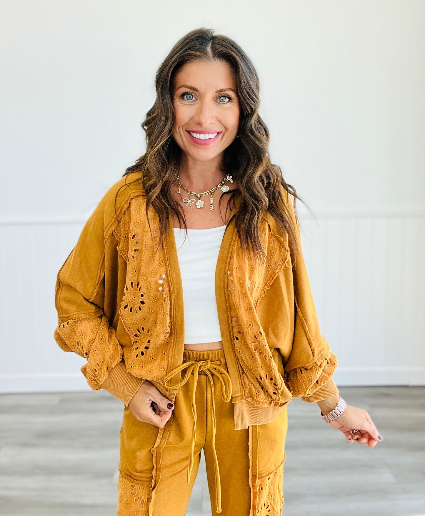 Eyelet Dream Washed Cardigan (Reg & Plus)-2 Colors