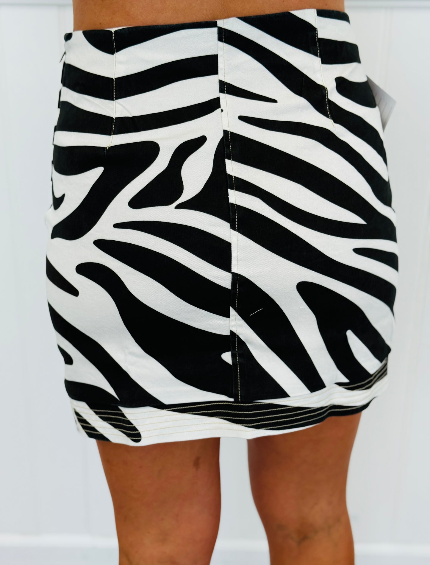 Black Zebra Print Mini Skirt (Reg.)