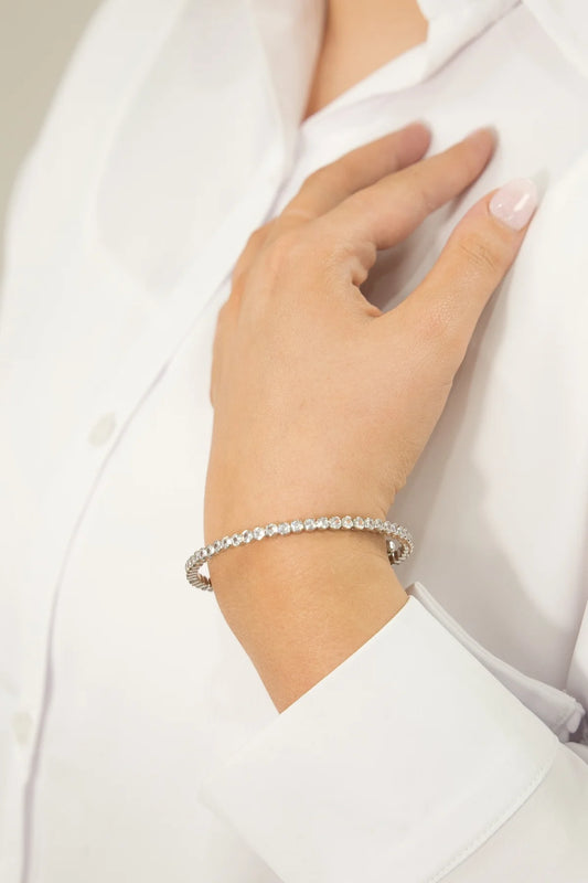 Dainty Rhinestone Bracelet - 2 Colors