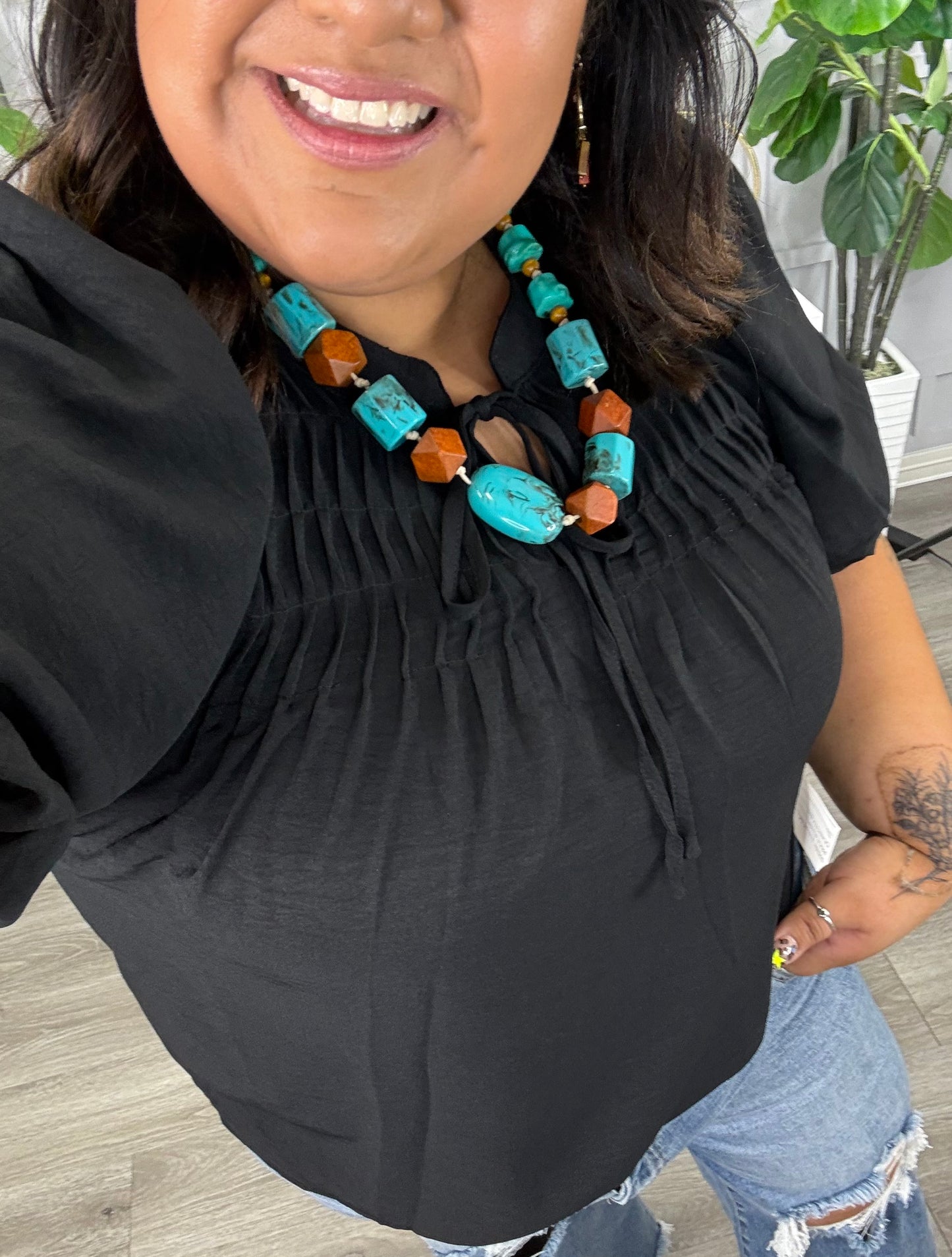 Black Puff Sleeve Top (Reg. and Plus)