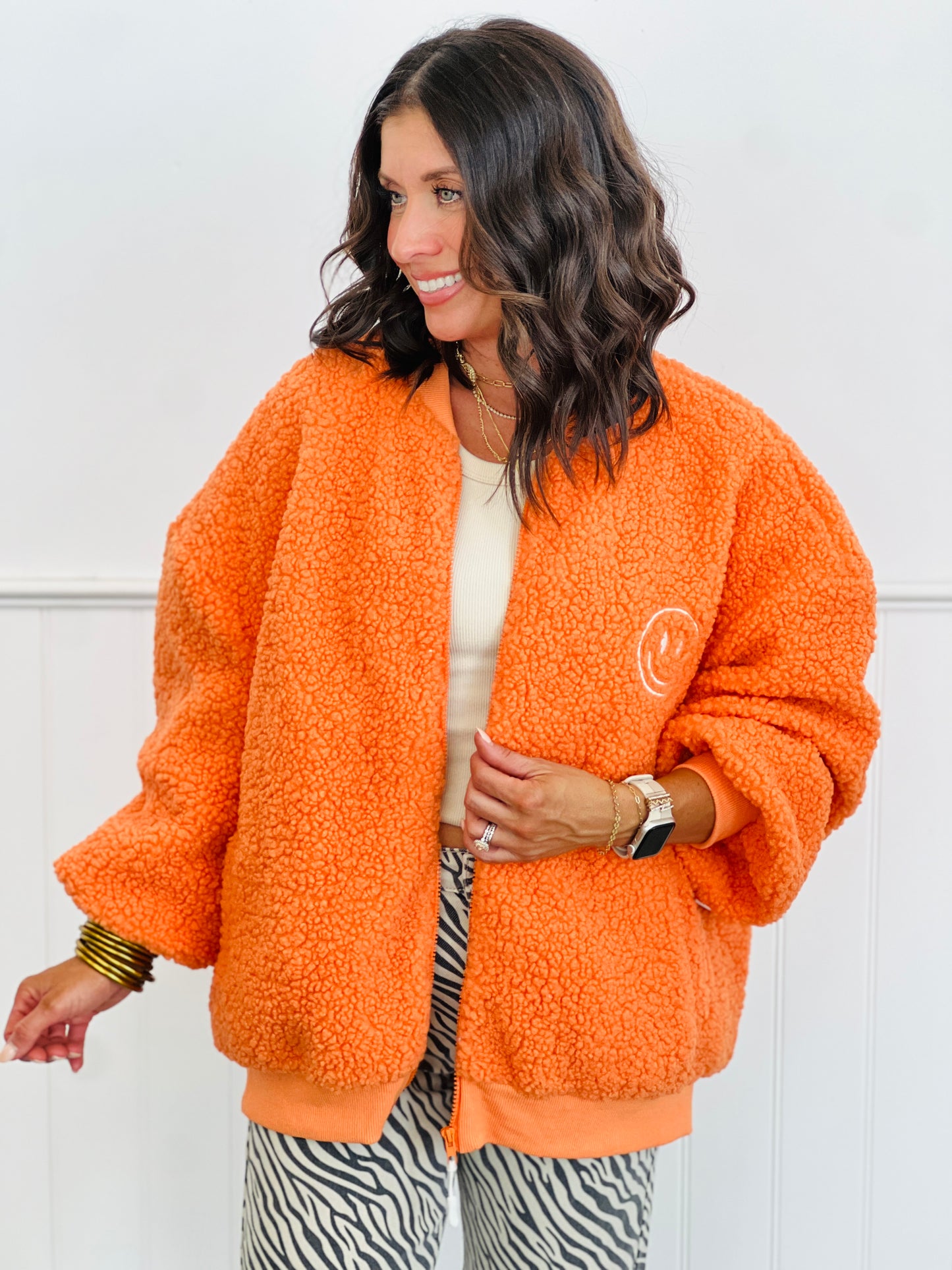 Keep Smiling Sherpa Jacket (Reg.)-2 Colors