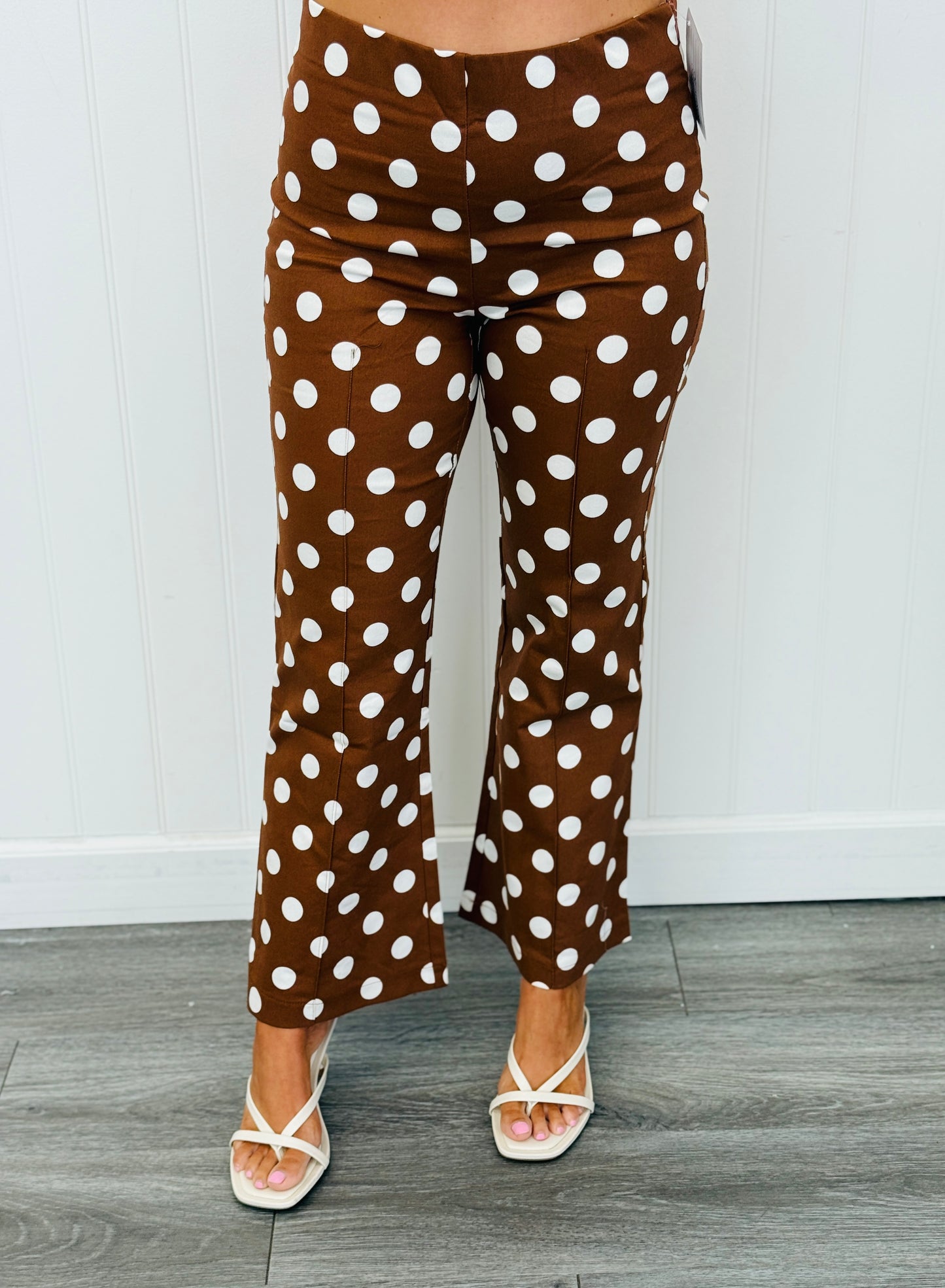 Brown Polka Dot Flare Crop Pants (Reg.)