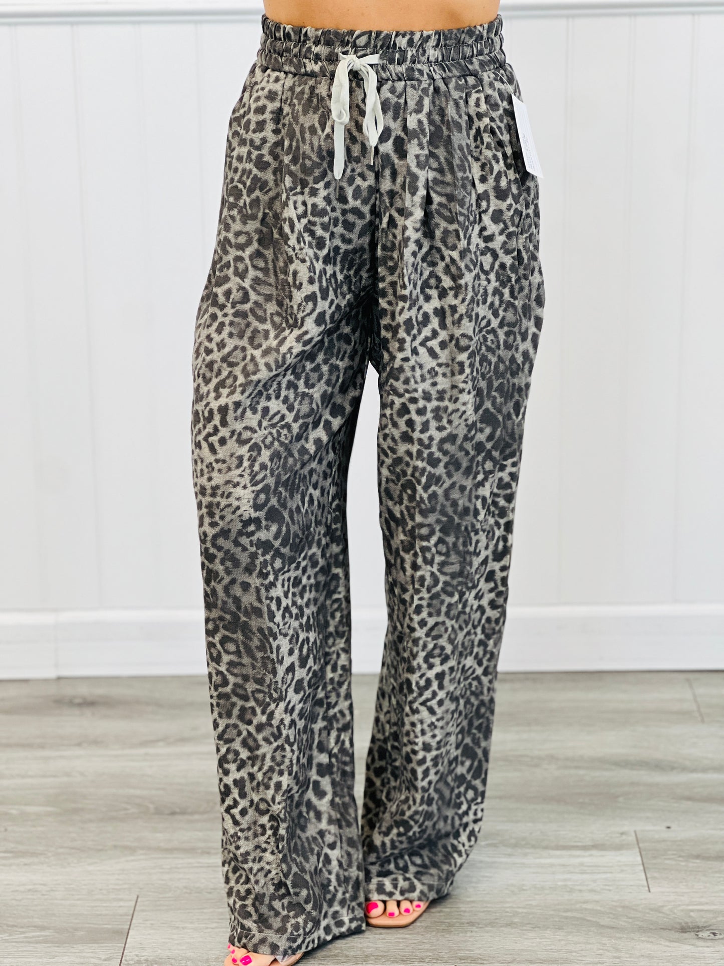 Grey Leopard Upscale Top/Pant Set (Reg & Plus)