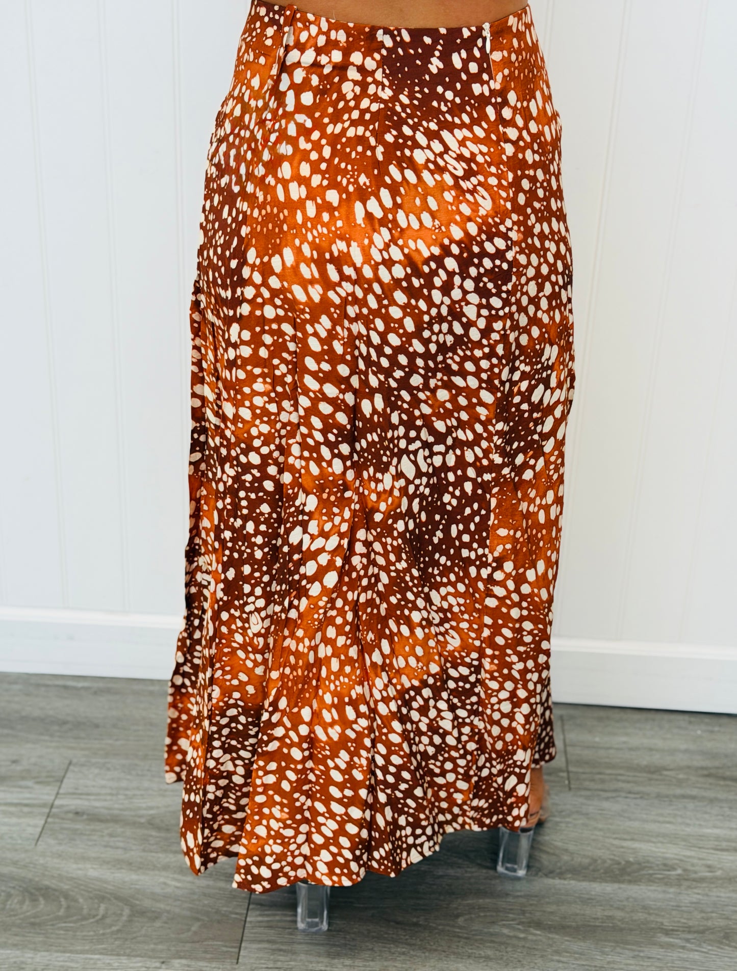 Rust Deer Print Front Slit Midi Skirt (Reg.)