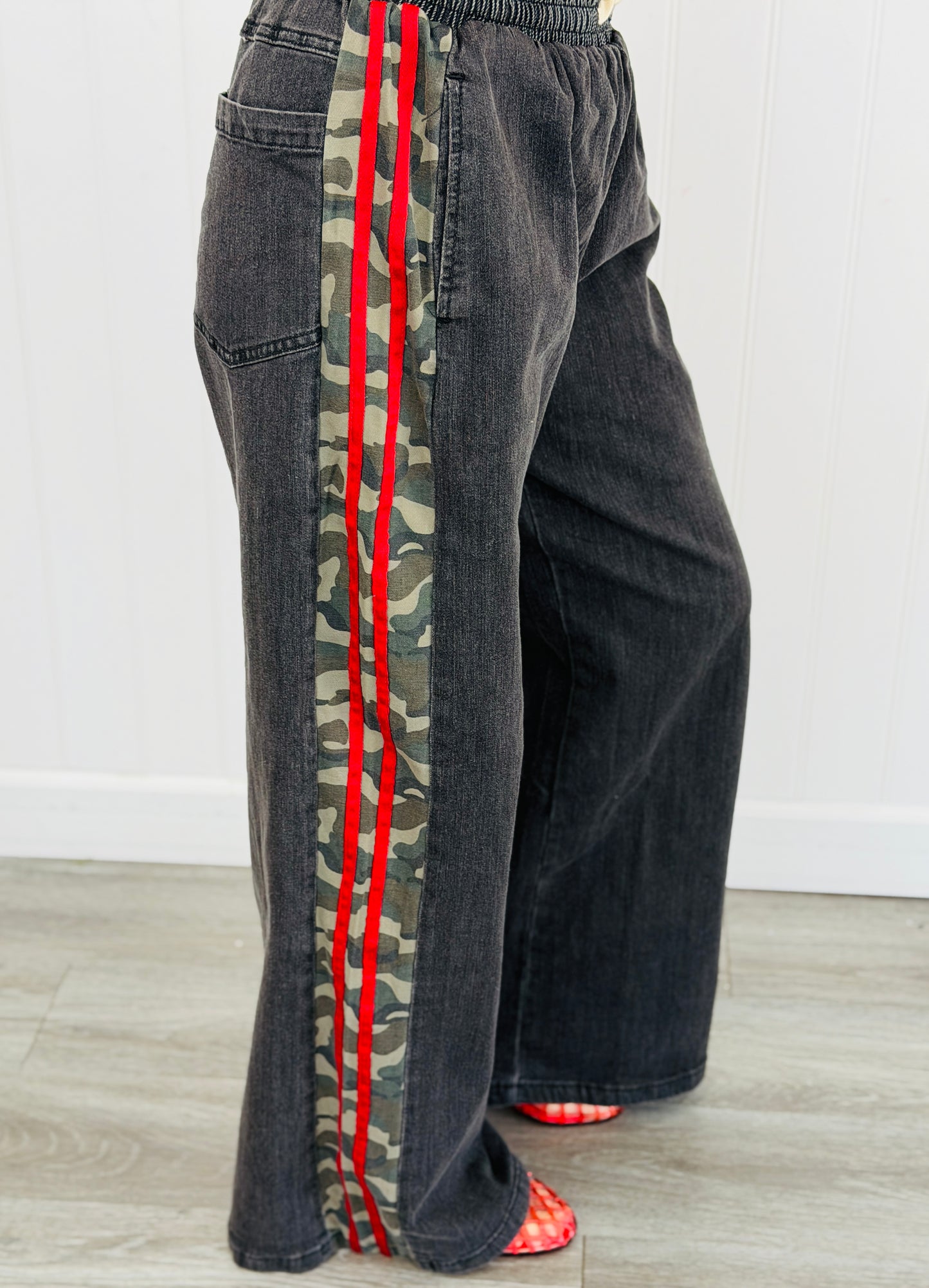 Camo Side Stripe Black Denim  Pants (Reg.)