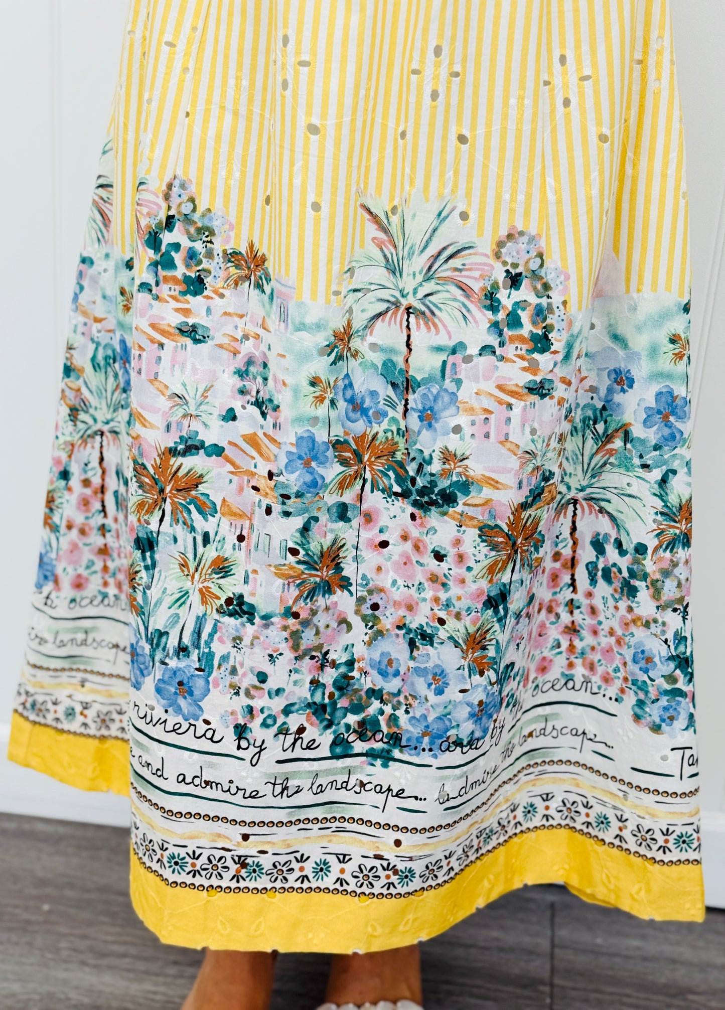 Gold Striped Landscape Border Print Maxi Skirt (Reg.)