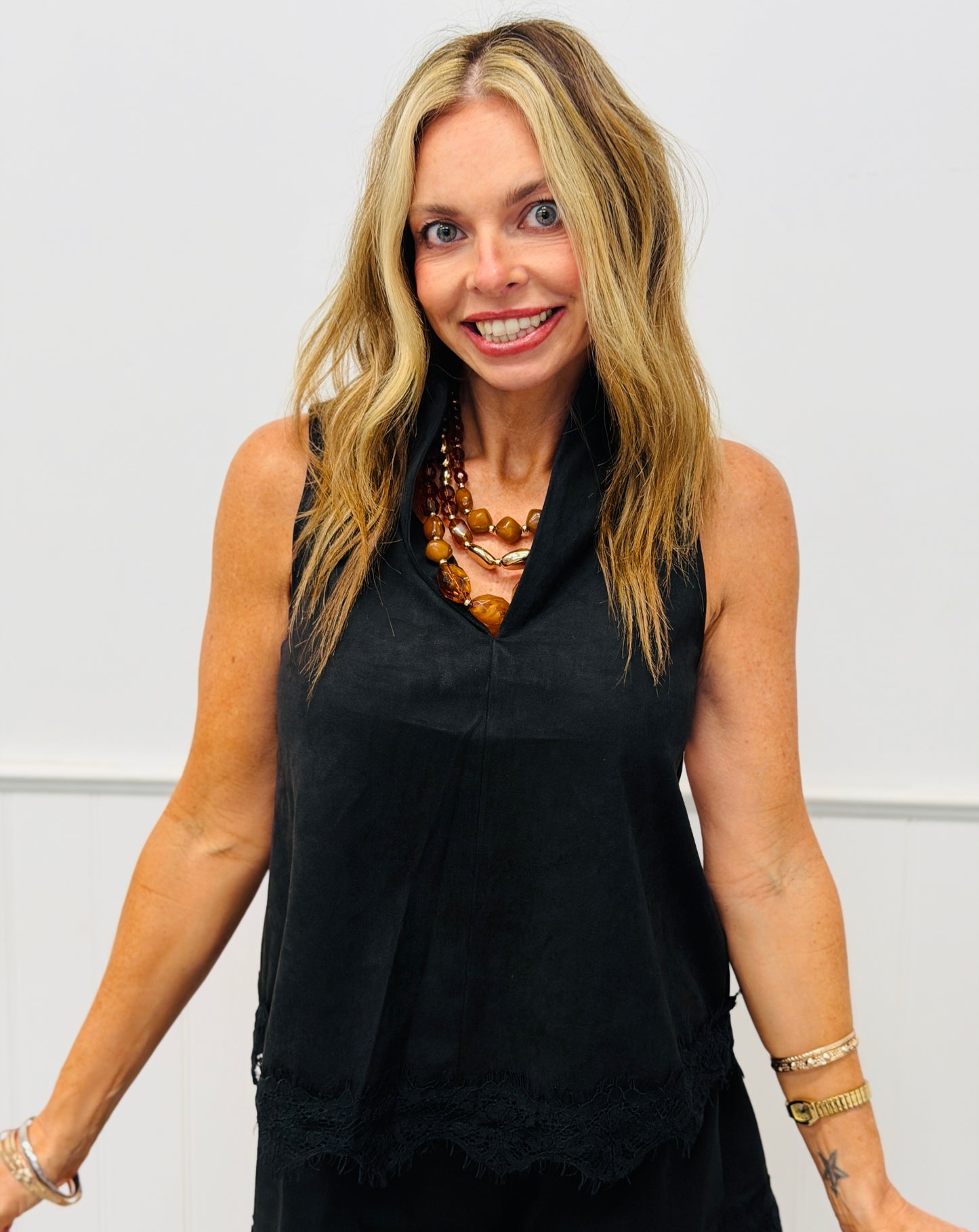 Sleeveless Lace Trim Blouse (Reg.) - 2 Colors