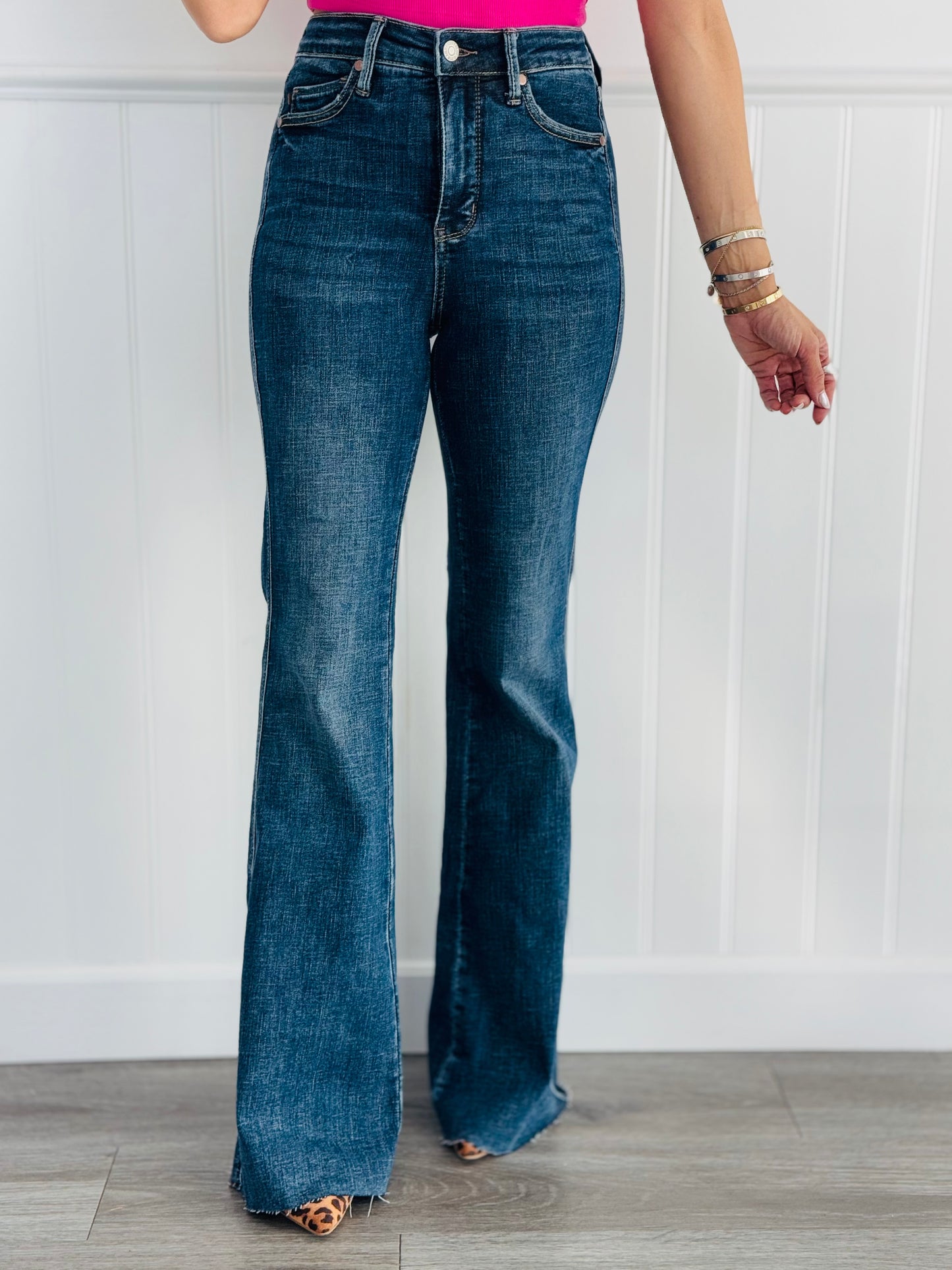 Judy Blue Supernatural Tummy Control Jeans (Reg. and Plus)