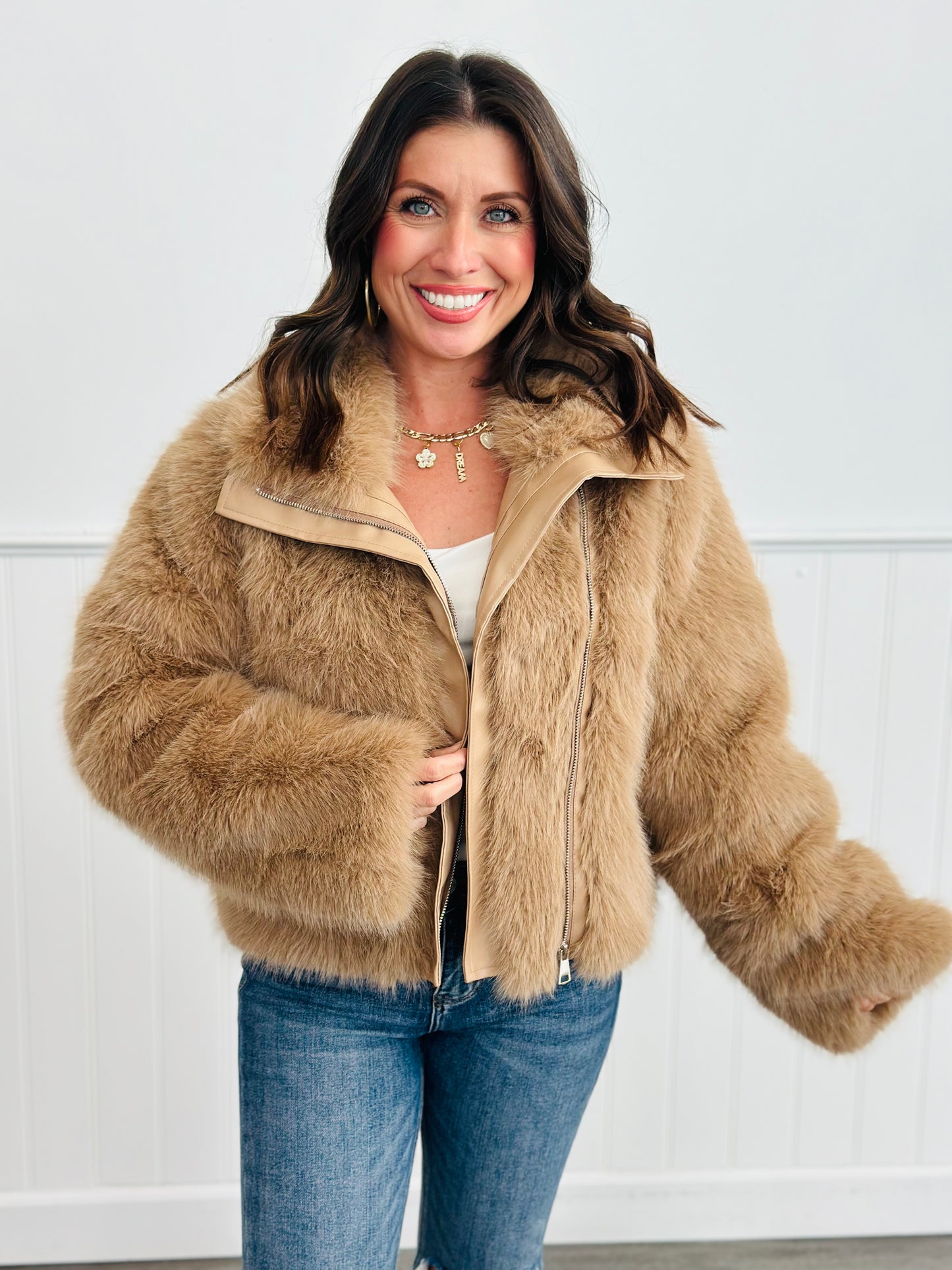 Chic And Cozy Faux Fur Jacket (Reg.)- 5 Colors