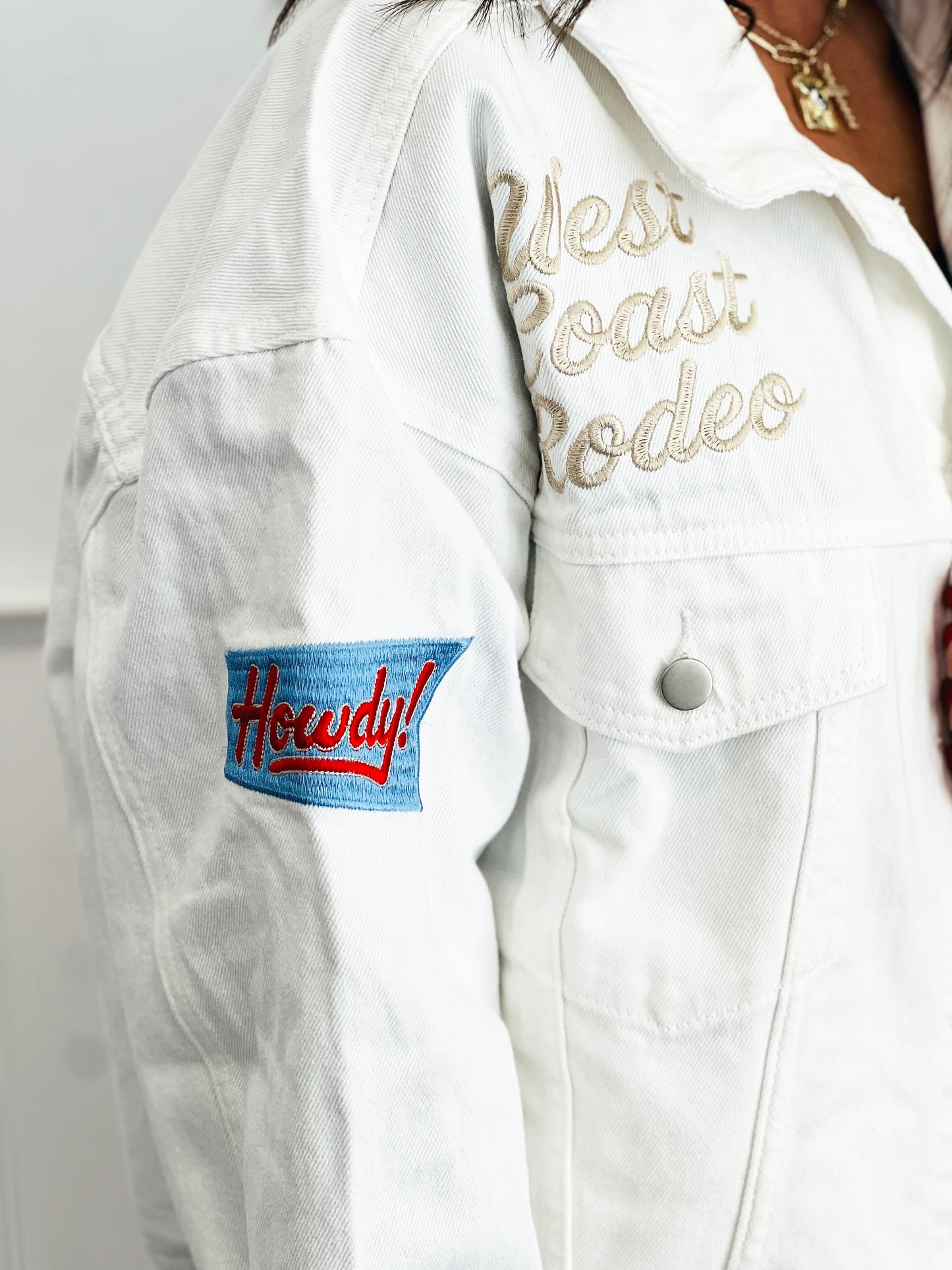 White Denim Rodeo Trucker Jacket (Reg & Plus)