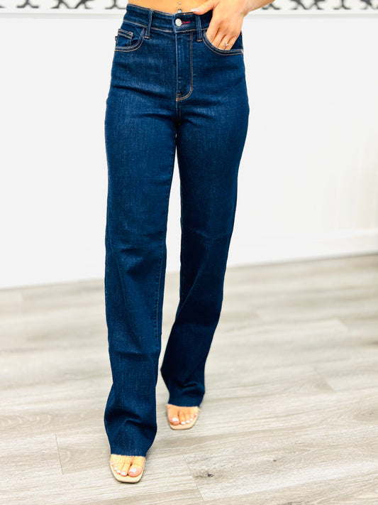 Judy Blue Stop & Stare Straight Jeans (Reg. and Plus)