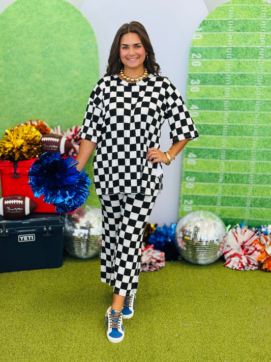 Checkered Print Top and Pants Set (Reg. and Plus)