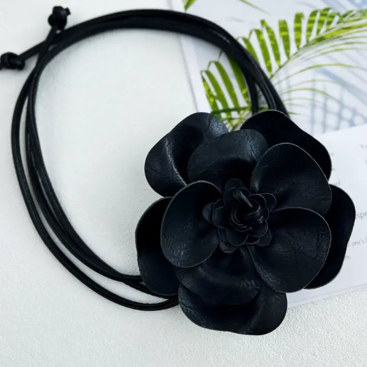 Bohemian Leather Flower Belt (2 Colors)