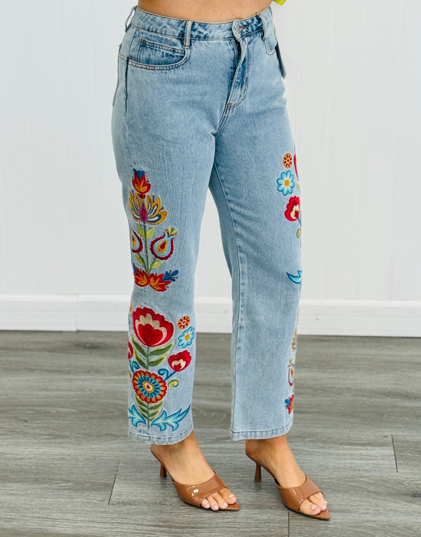 Washed Denim Floral Embroidered Pants (Reg.)