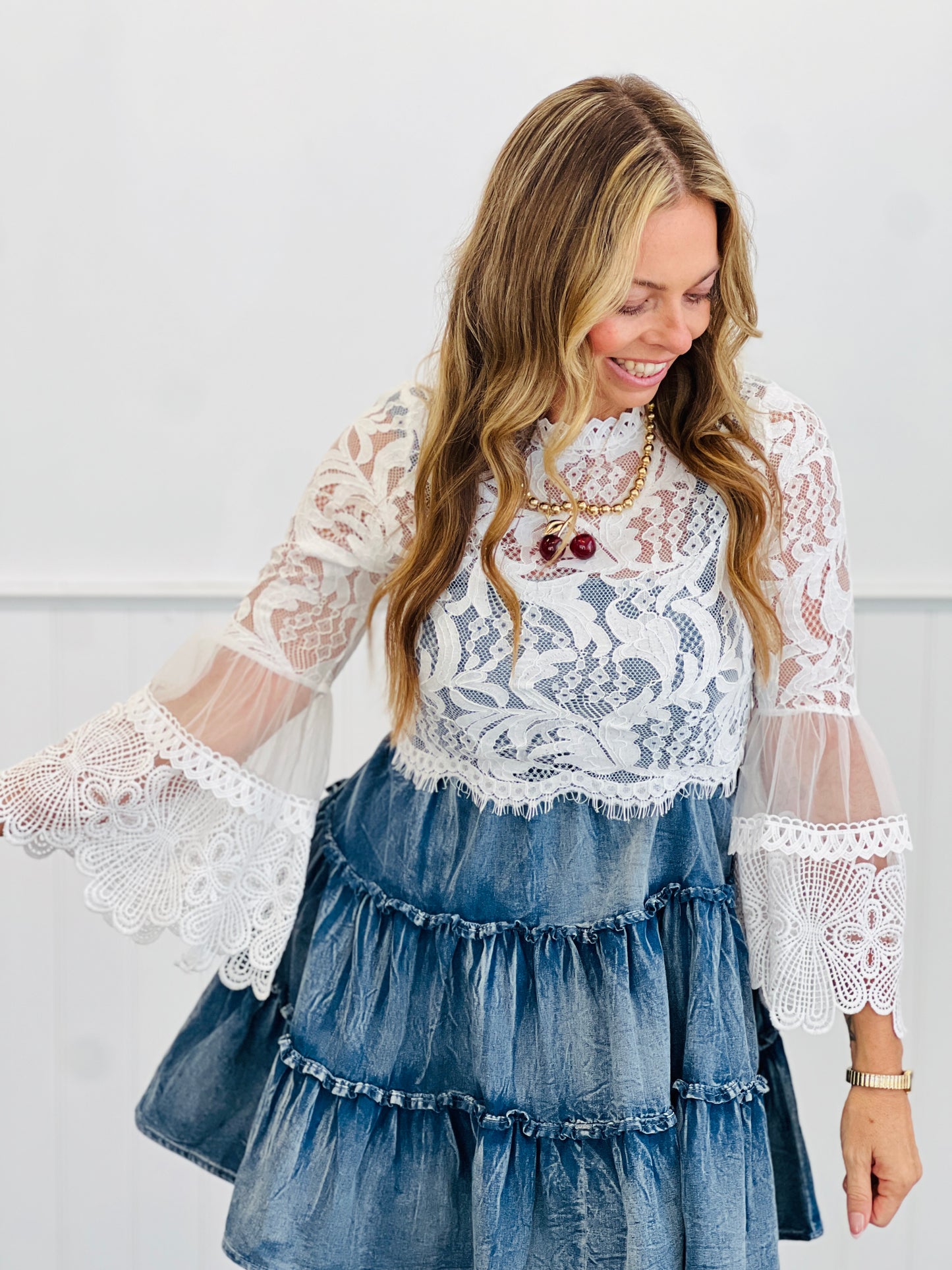 White Sheer Lace Top (Reg)