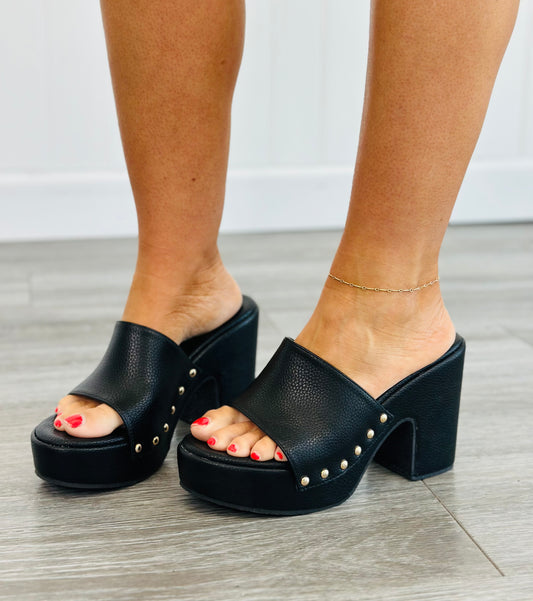 Black Feeling Your Best Platform Sandals