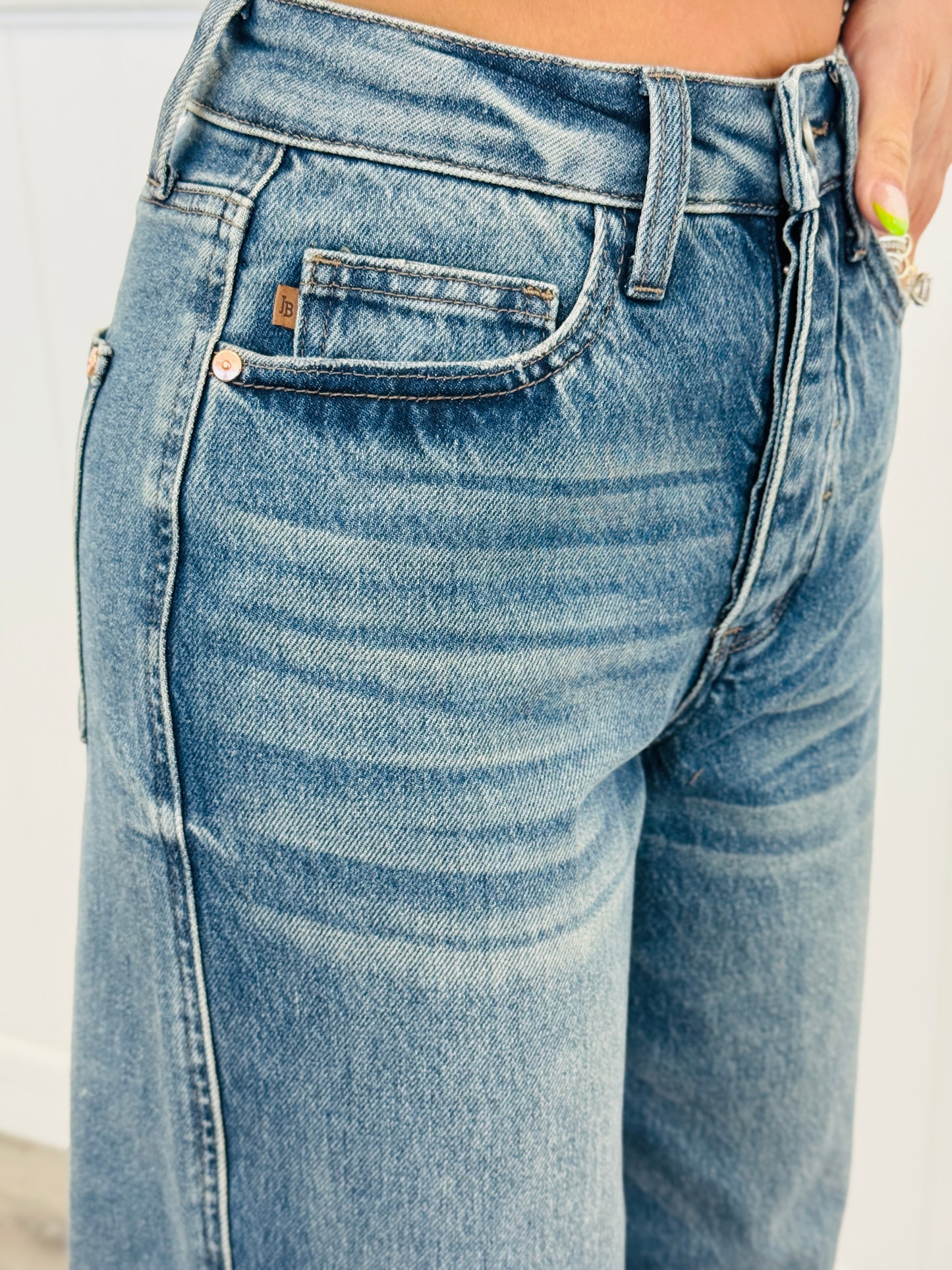 Judy Blue Baggy Brooklyn Rigid Magic Jeans (Reg. and Plus)